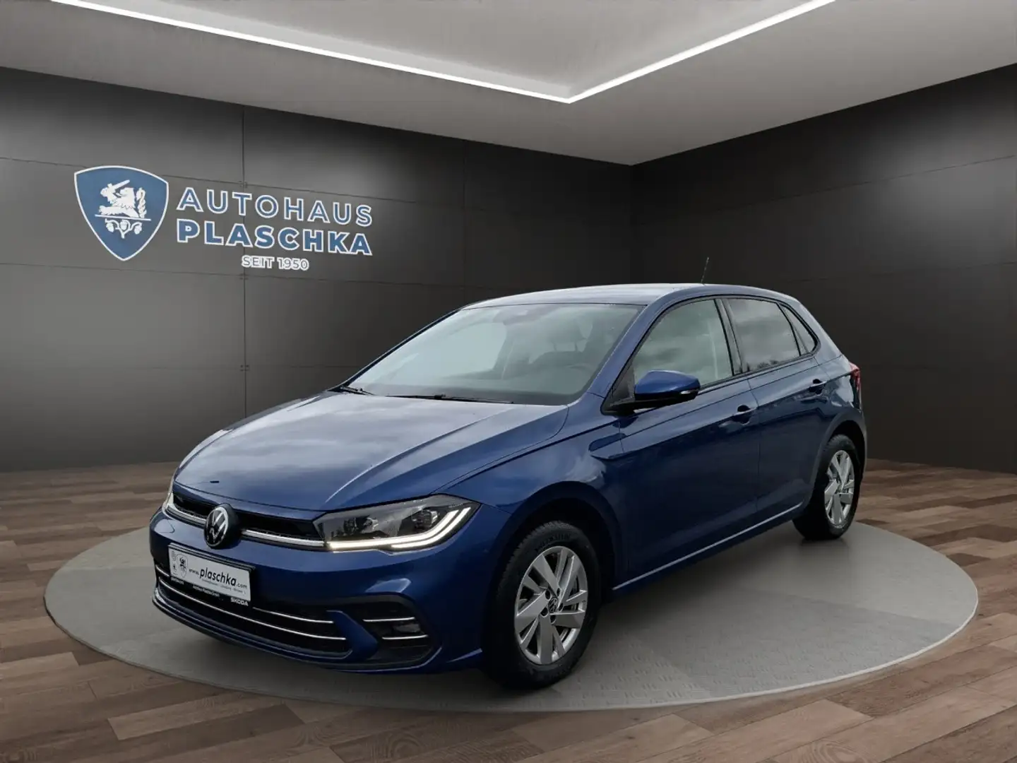 Volkswagen Polo 1.0 TSI DSG Style AHK+PDC+NAVI Klima Navi Blauw - 1