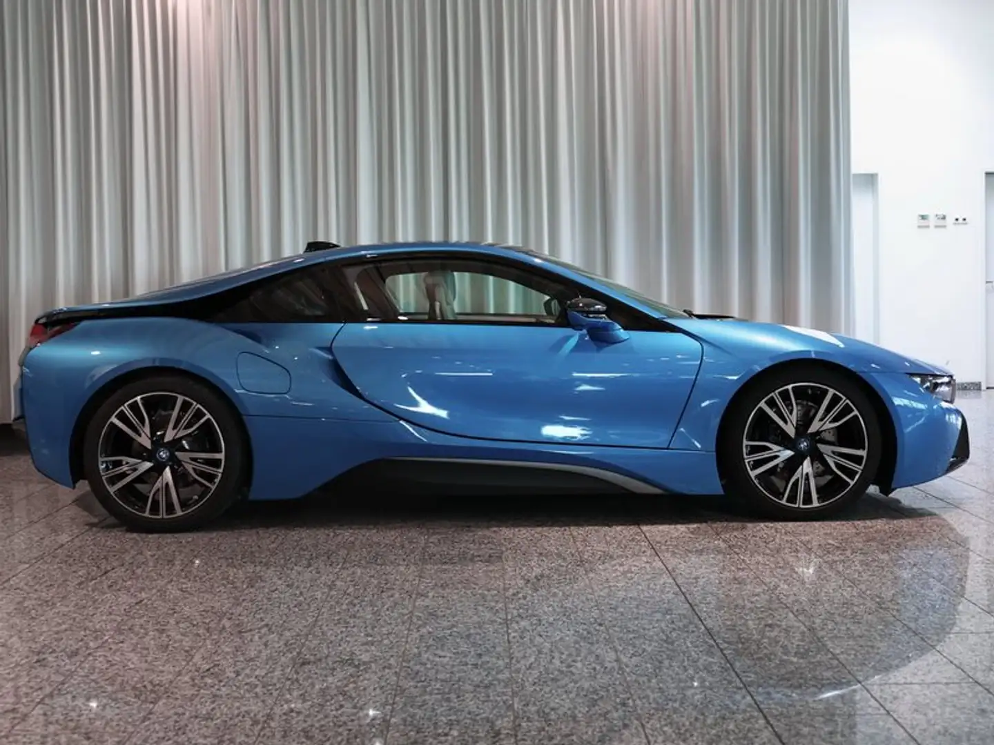 BMW i8 Head-Up HK HiFi DAB Komfortzg. el. Sitze Shz Blau - 2