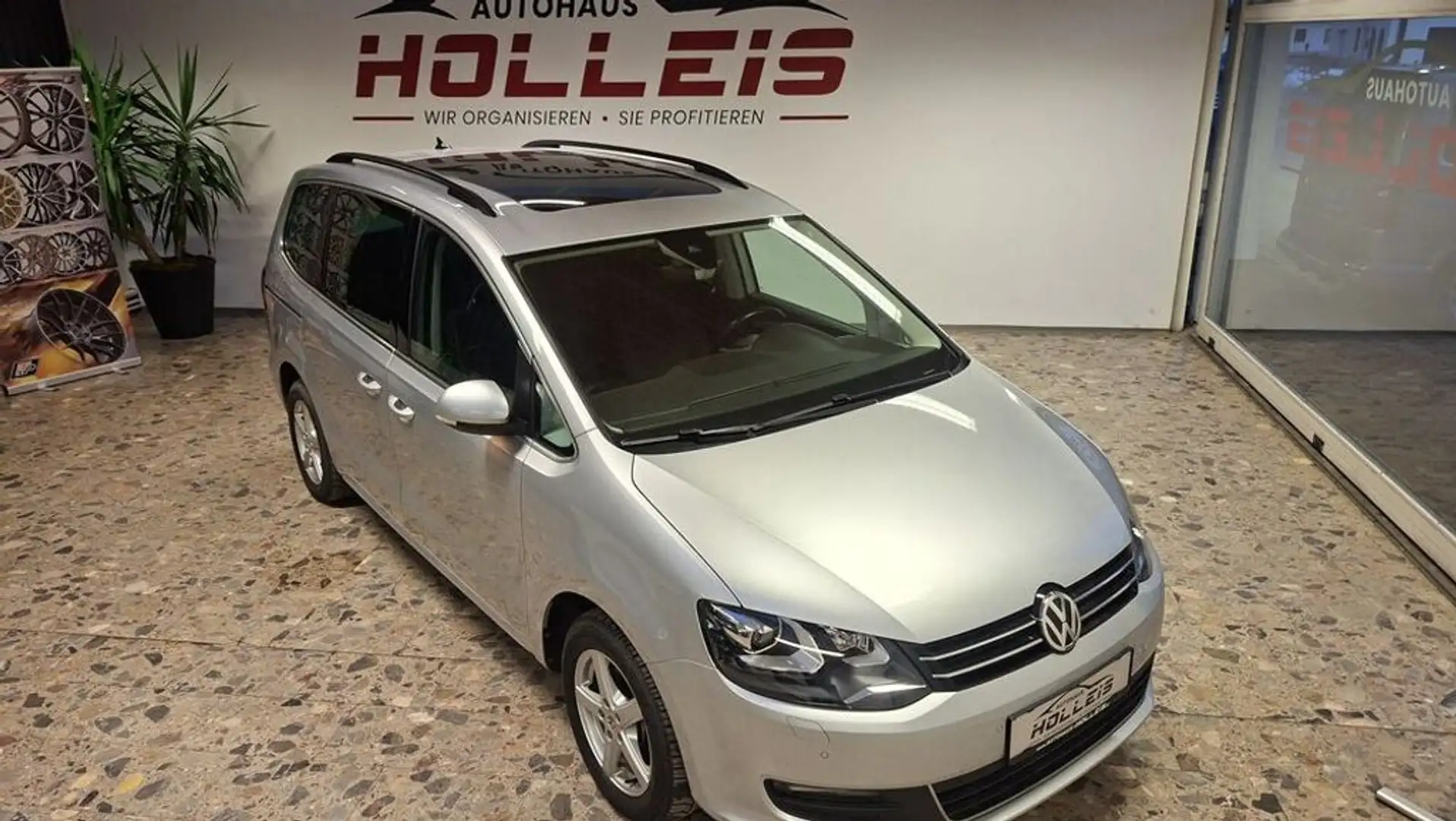 Volkswagen Sharan Comfortline BMT/Start-Stopp 4Motion Silber - 2