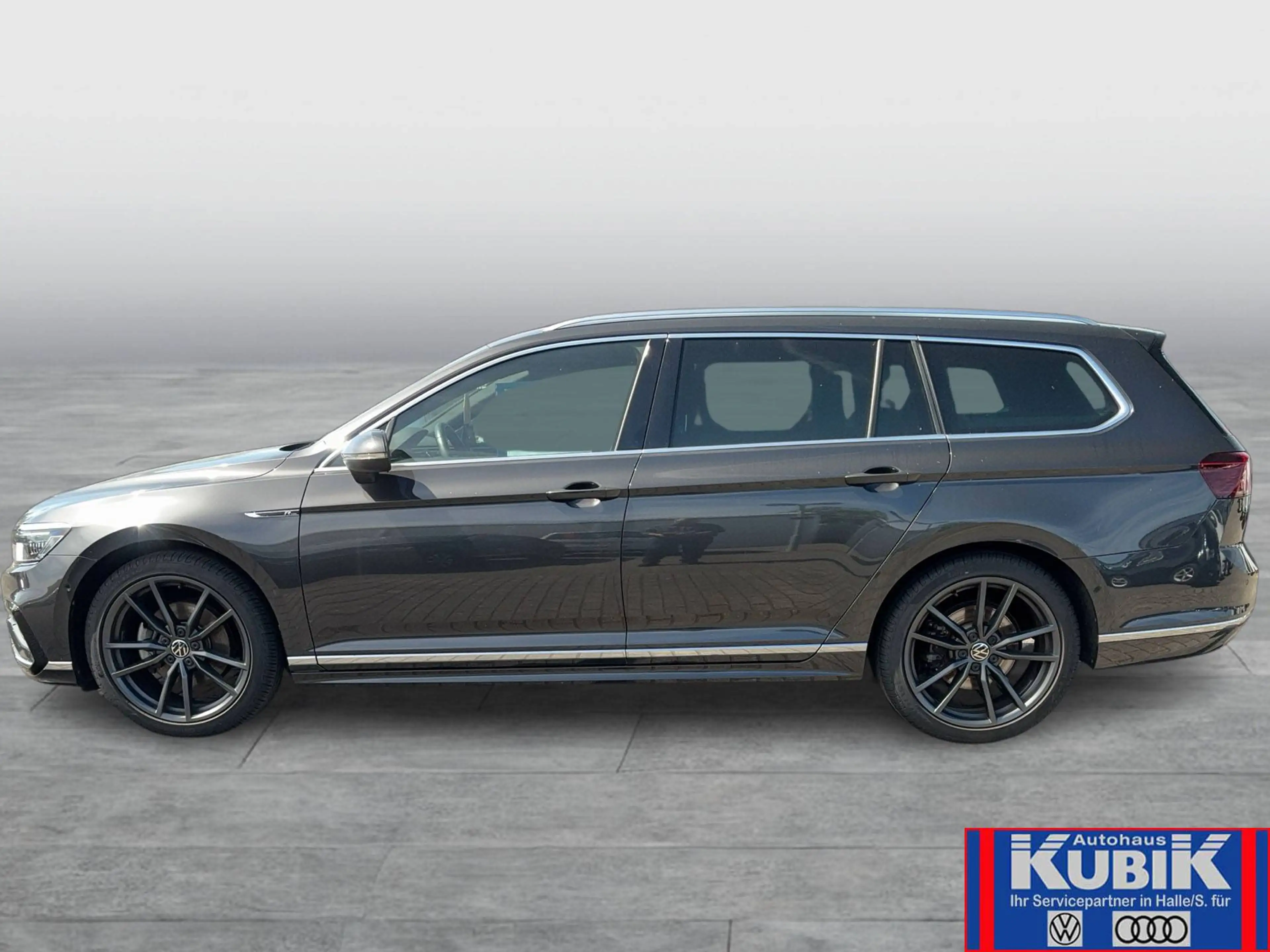 Volkswagen Passat Variant Passat Variant 2.0 TDI R-Line DSG+DCC+Massage+Trai — photo 3