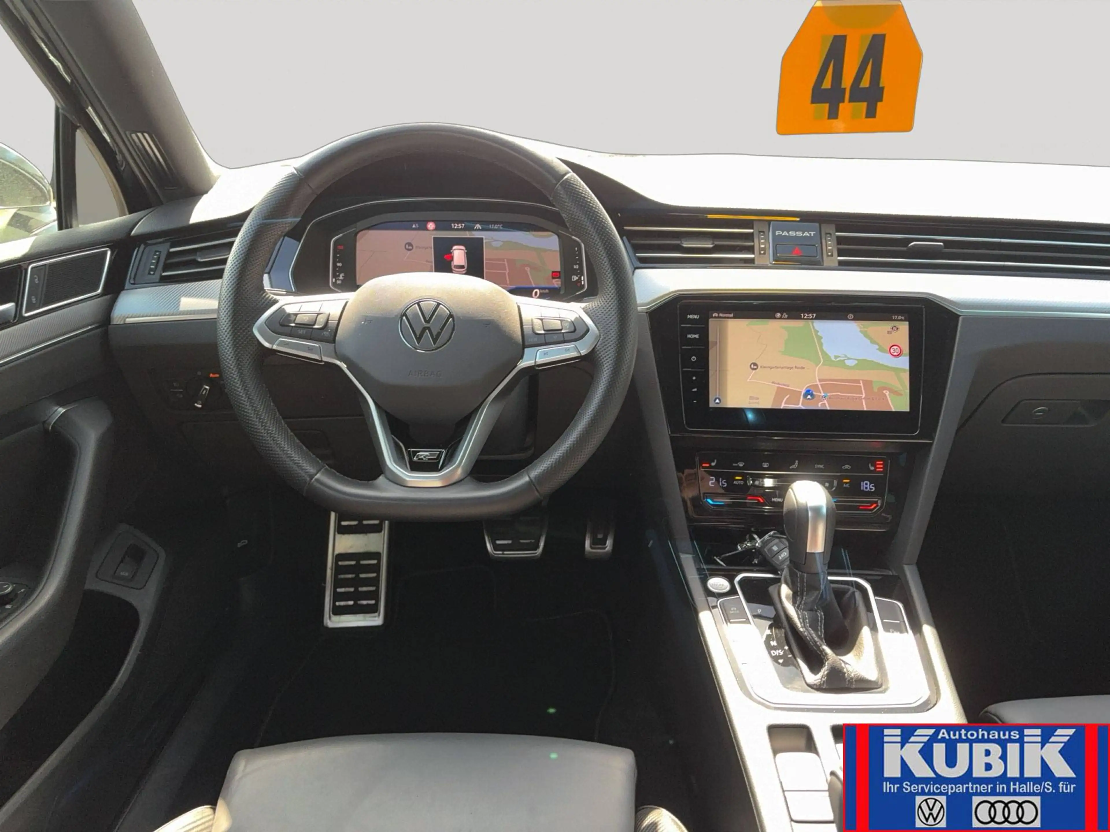 Volkswagen Passat Variant Passat Variant 2.0 TDI R-Line DSG+DCC+Massage+Trai — photo 6