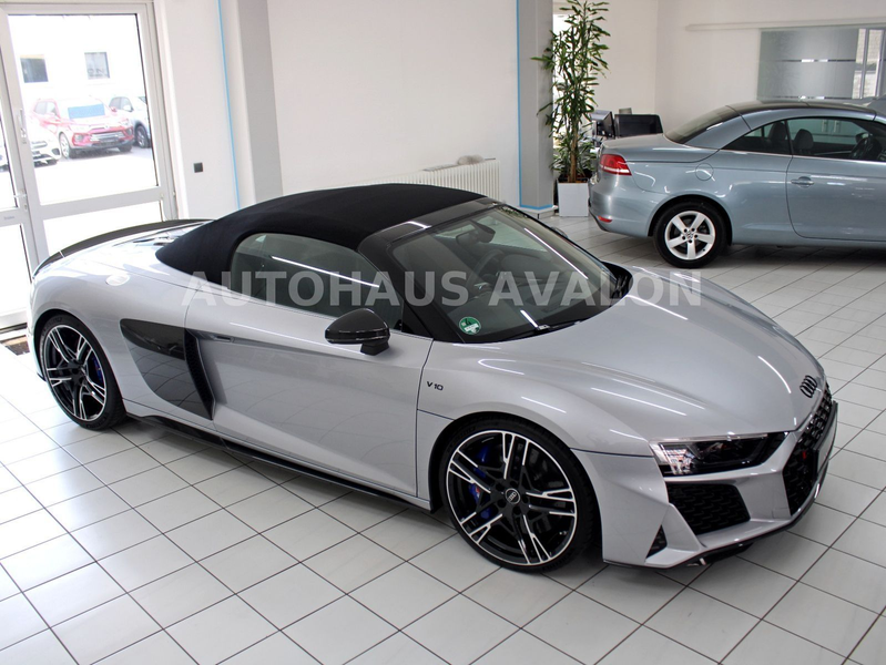 Audi R8 Spyder V10 performance quattro*CARBON~RAUTE — photo 10