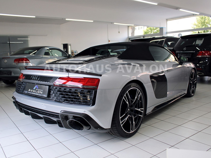 Audi R8 Spyder V10 performance quattro*CARBON~RAUTE — photo 9
