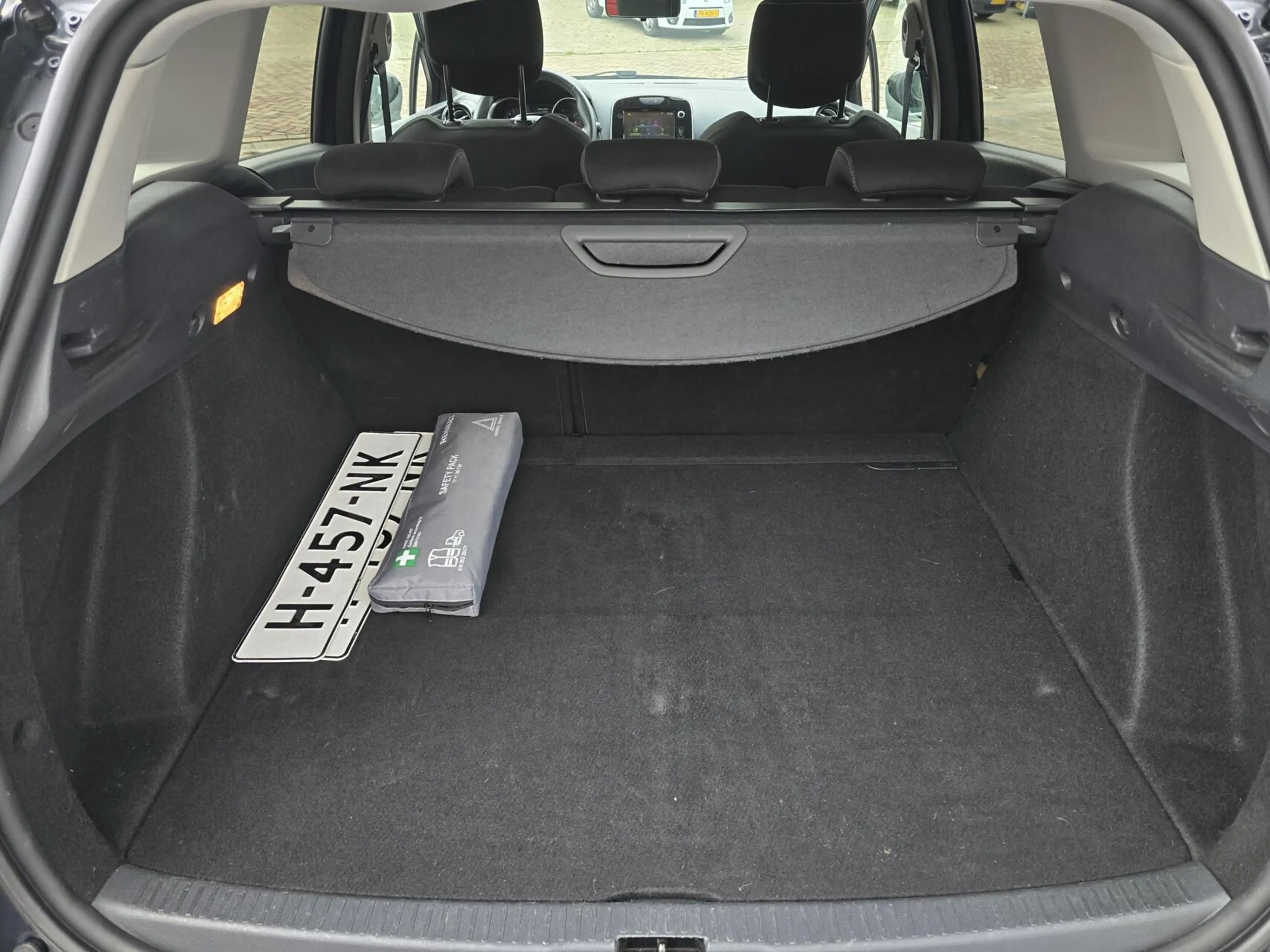 Renault Clio Estate 0.9 TCe Limited Airco/Navi/Trekhaak/PDC — photo 6