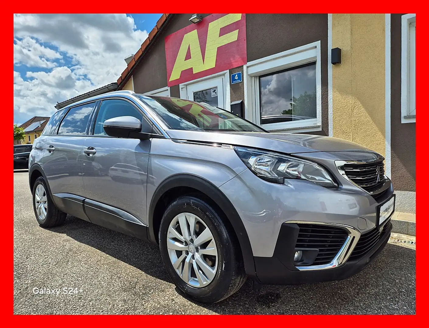 Peugeot 5008 1,6 BlueHDI 120 S&S EAT6 Allure I 7-sitzer Grau - 1
