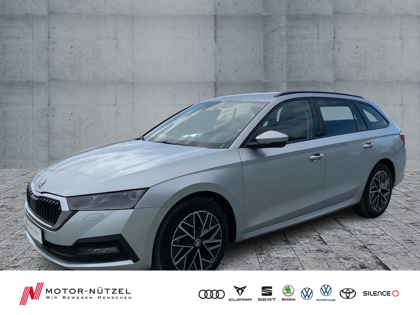 Skoda Octavia Combi 1.5 TSI AMBITION MATRIX+NAV+SHZ+LM Plateado - 1