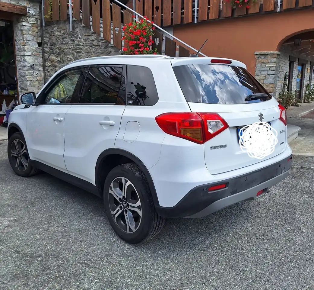 Suzuki Vitara 5p 2.0 tdi Delight c/airbag,abs,AC, foto 2