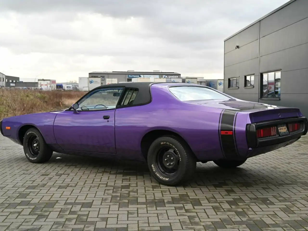 Dodge Charger SE, foto 5