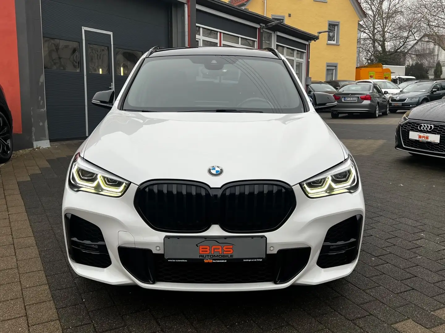 BMW X1 xDrive 20 d M Sport*NAVI*LED*HUD*KAMERA* Blanc - 2