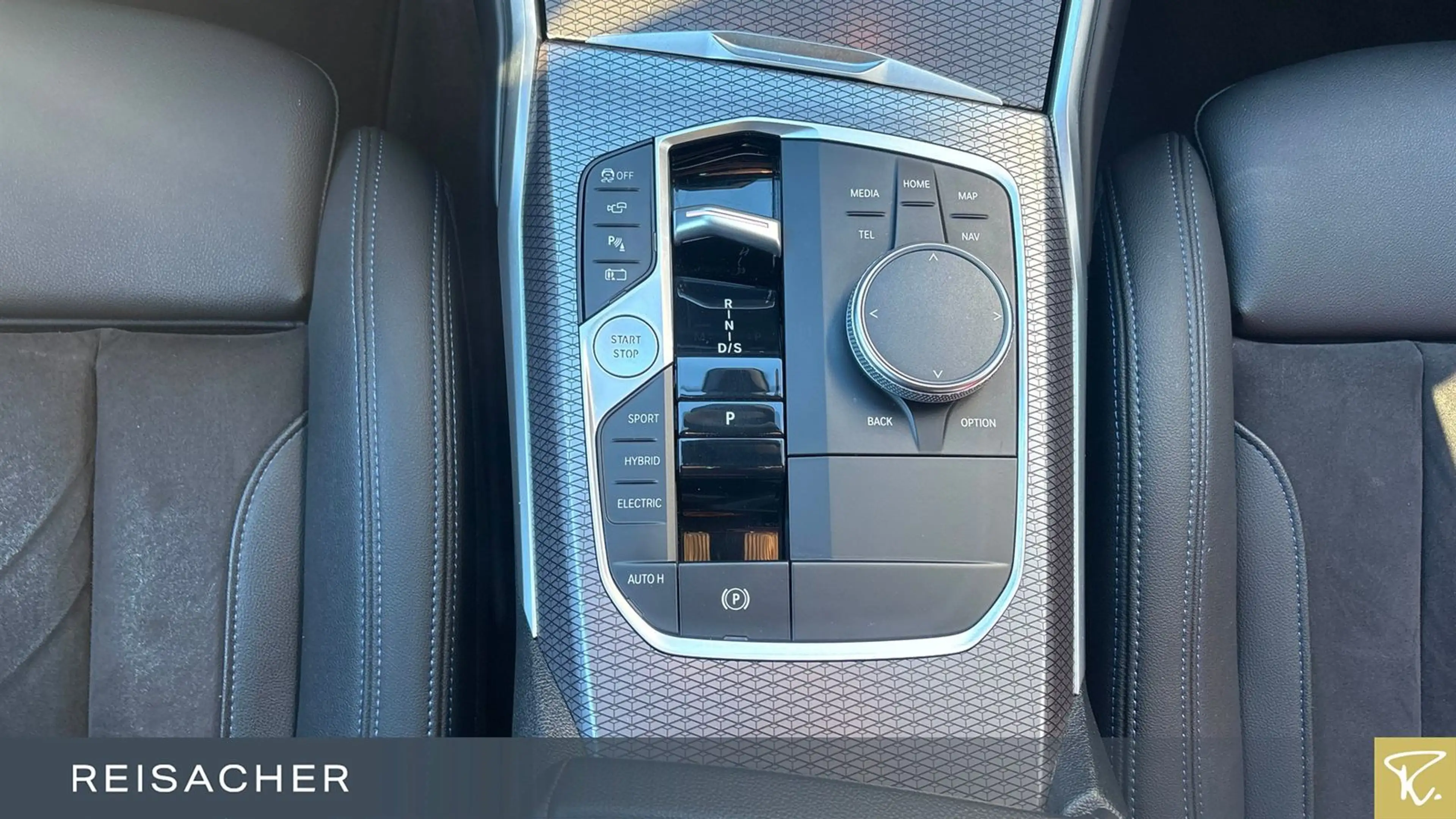 BMW 330 e A xDrive Touring M-Sport,AHK,LED,ACC — photo 11