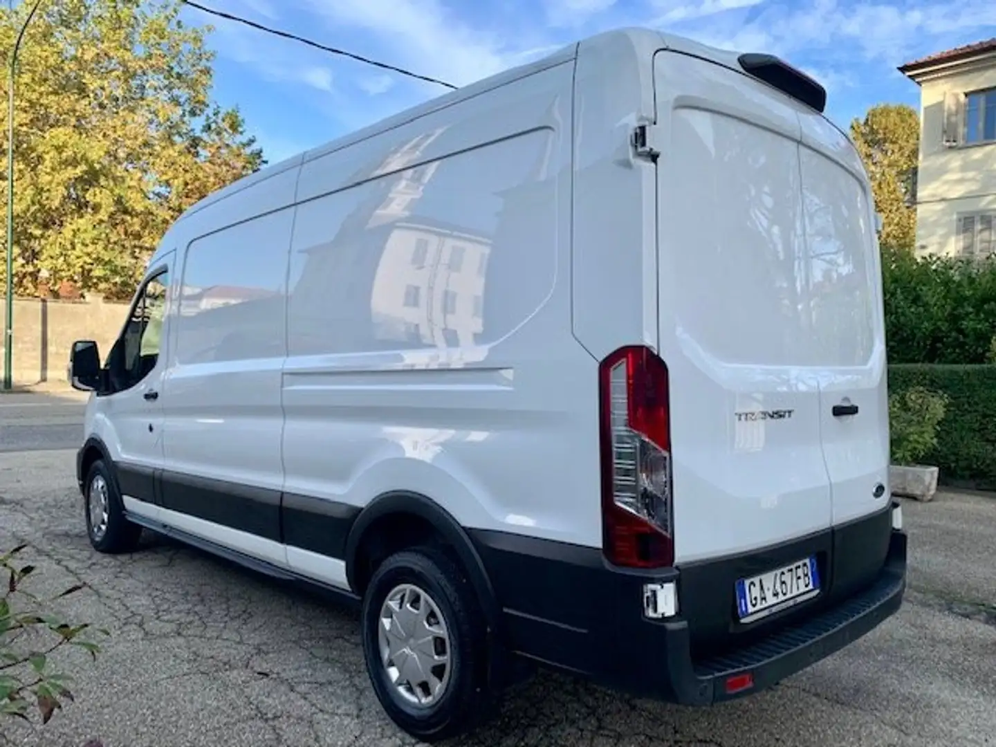 Ford Transit 350 2.0 TDCi 131cv L3 H2  E6D Bianco - 2