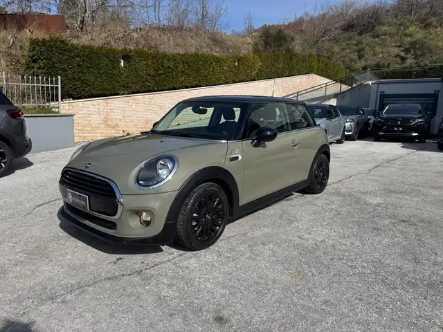 MINI Cooper Cooper D Business
