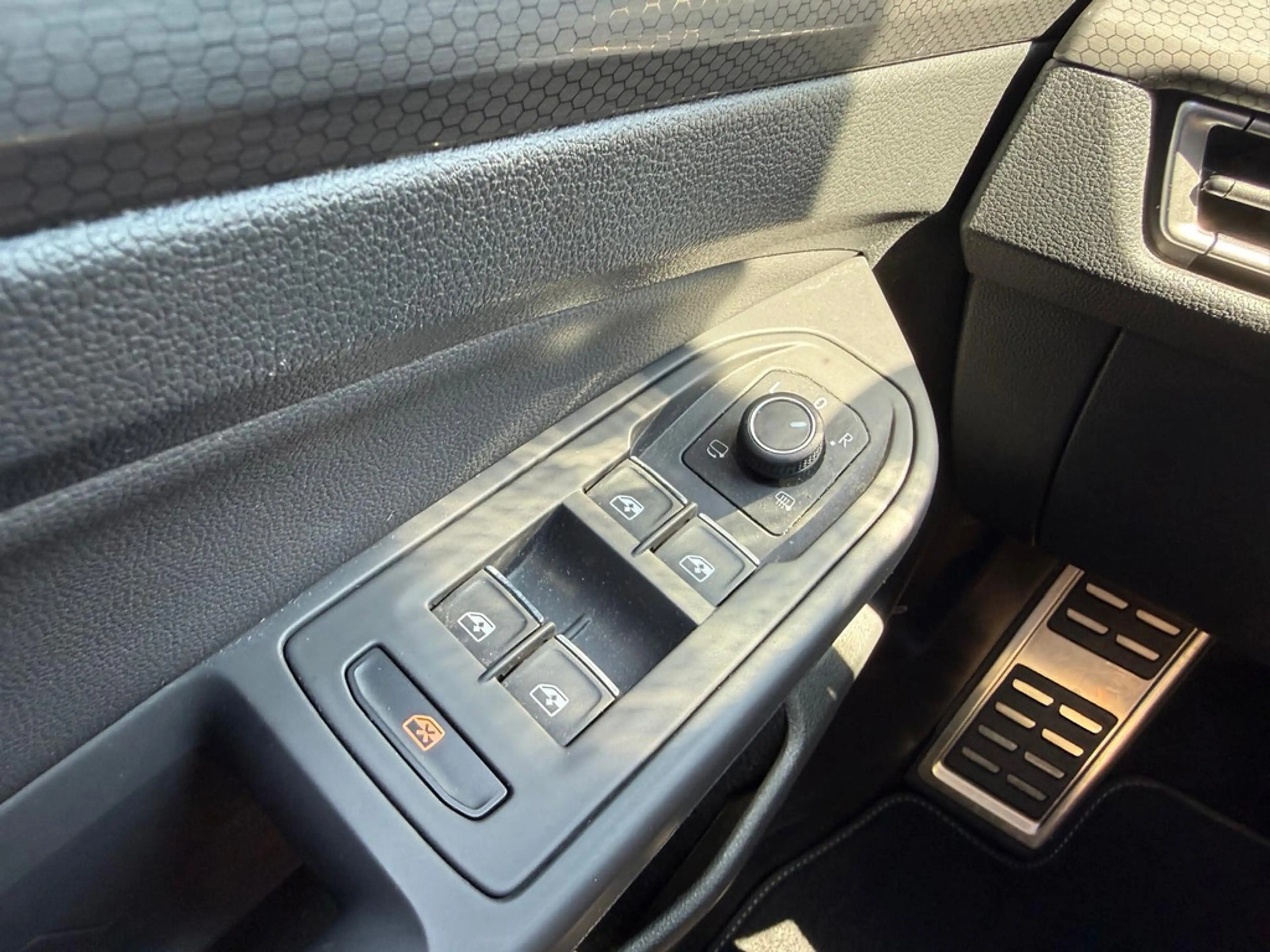 Volkswagen Golf GTE 1.4 eHybrid 245PK Navi | Camera | Panorama | Vienn — photo 41