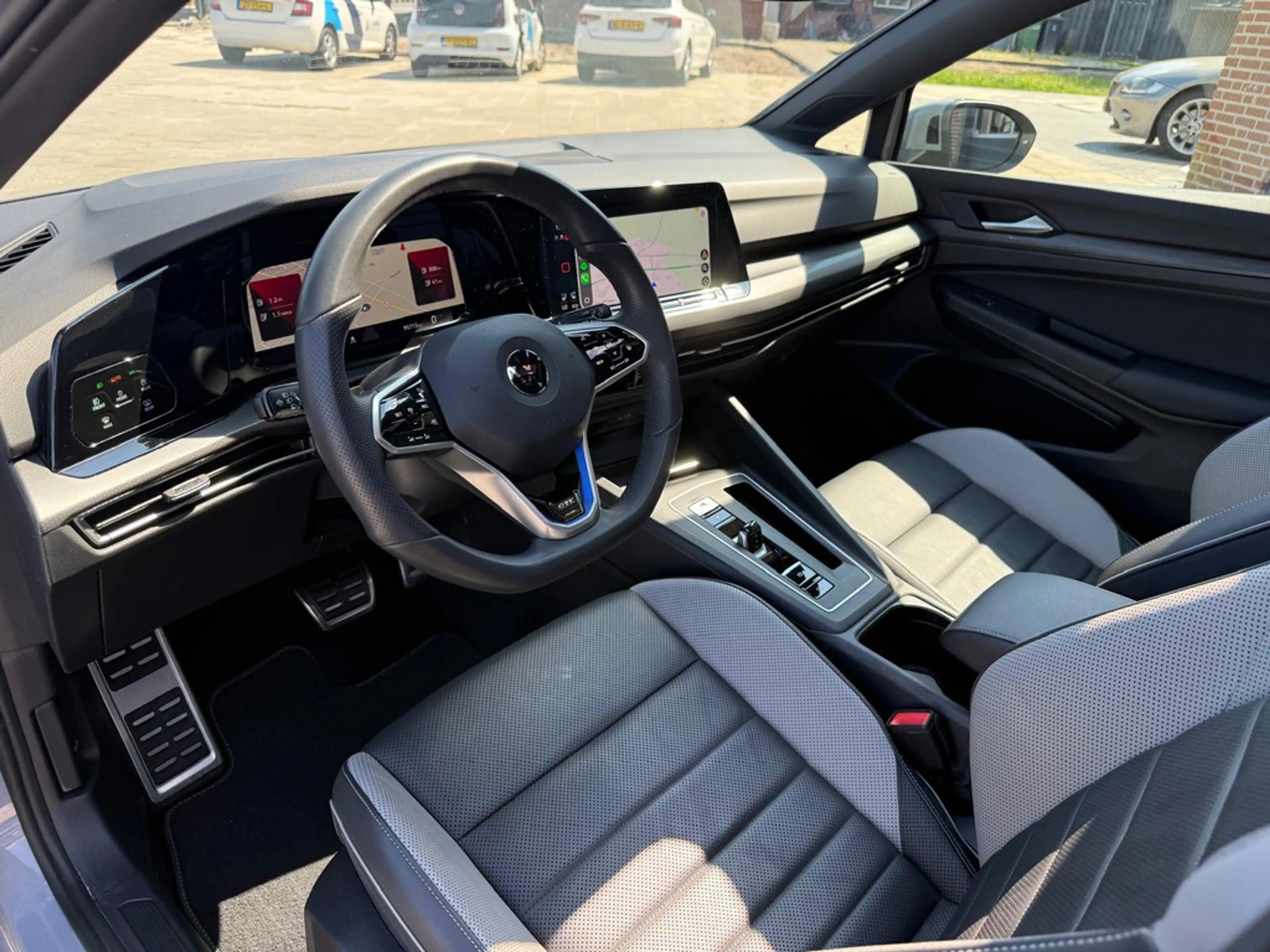 Volkswagen Golf GTE 1.4 eHybrid 245PK Navi | Camera | Panorama | Vienn — photo 2