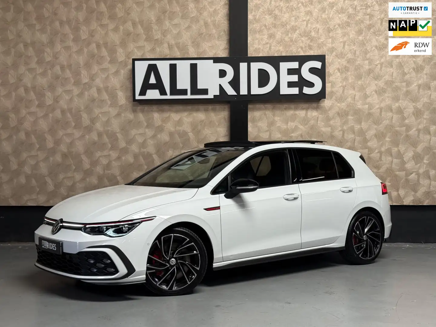 Volkswagen Golf GTI 2.0 TSI | Pano | ACC | HUD | Camera | Stoelverwarm Wit - 1
