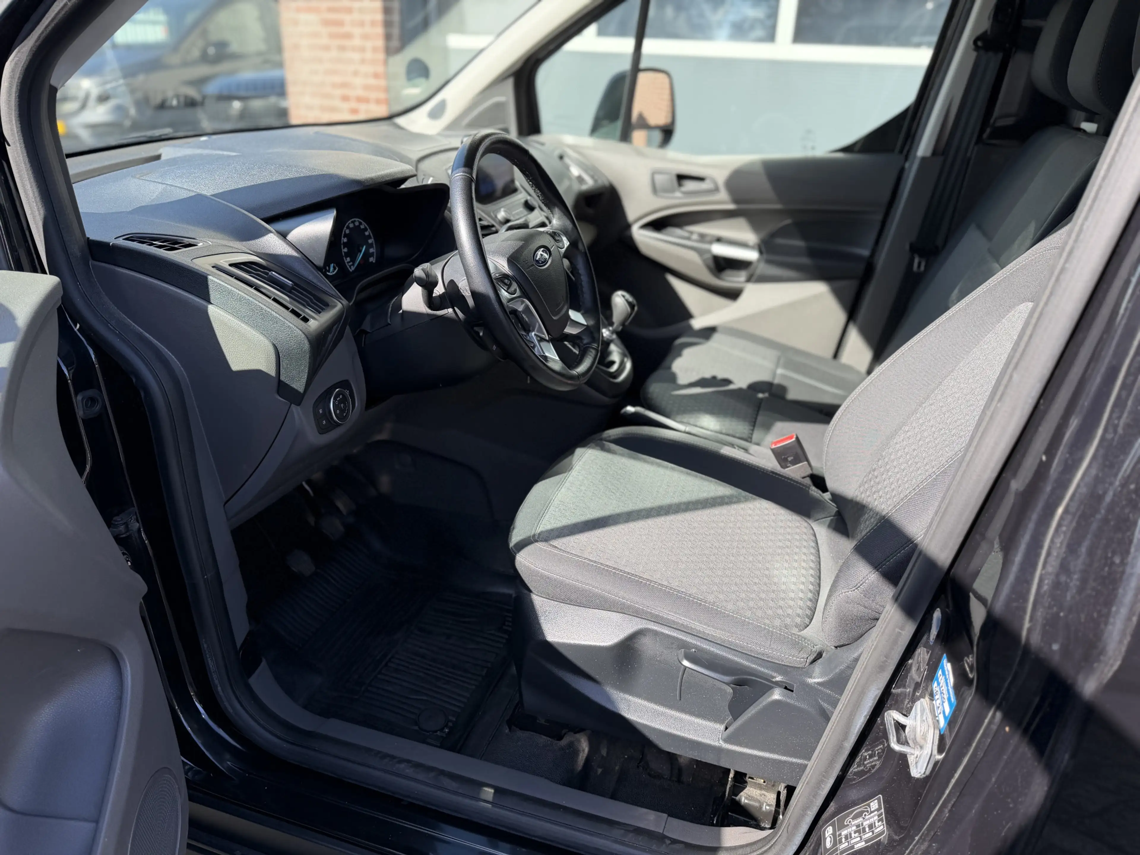 Ford Transit Connect 1.0 Ecoboost L2 Airco,Navi,Camera bedrijfswageninr — photo 9
