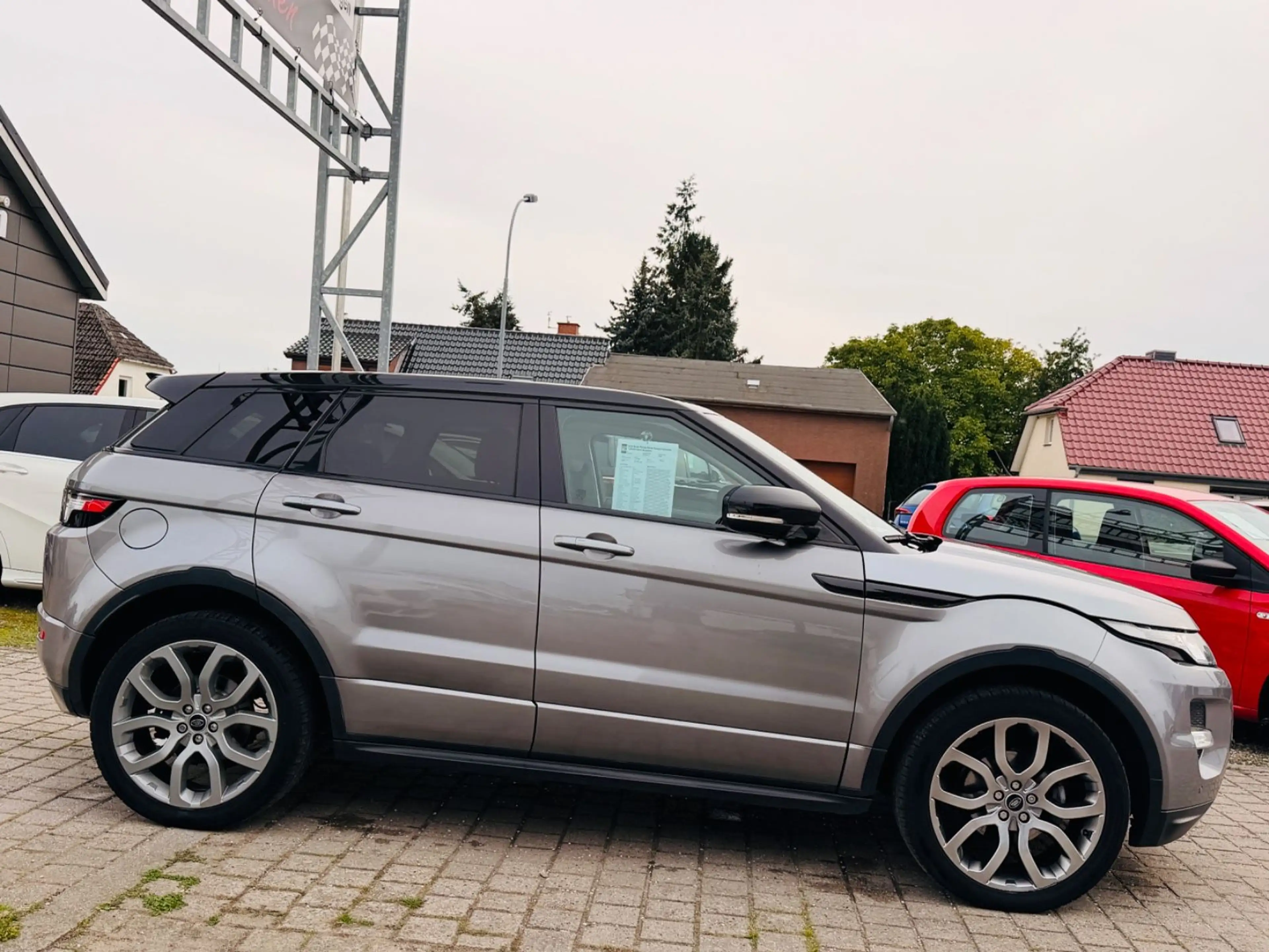 Land Rover Range Rover Evoque Dynamic *LEDER*NAVI*ALLRAD* — photo 7