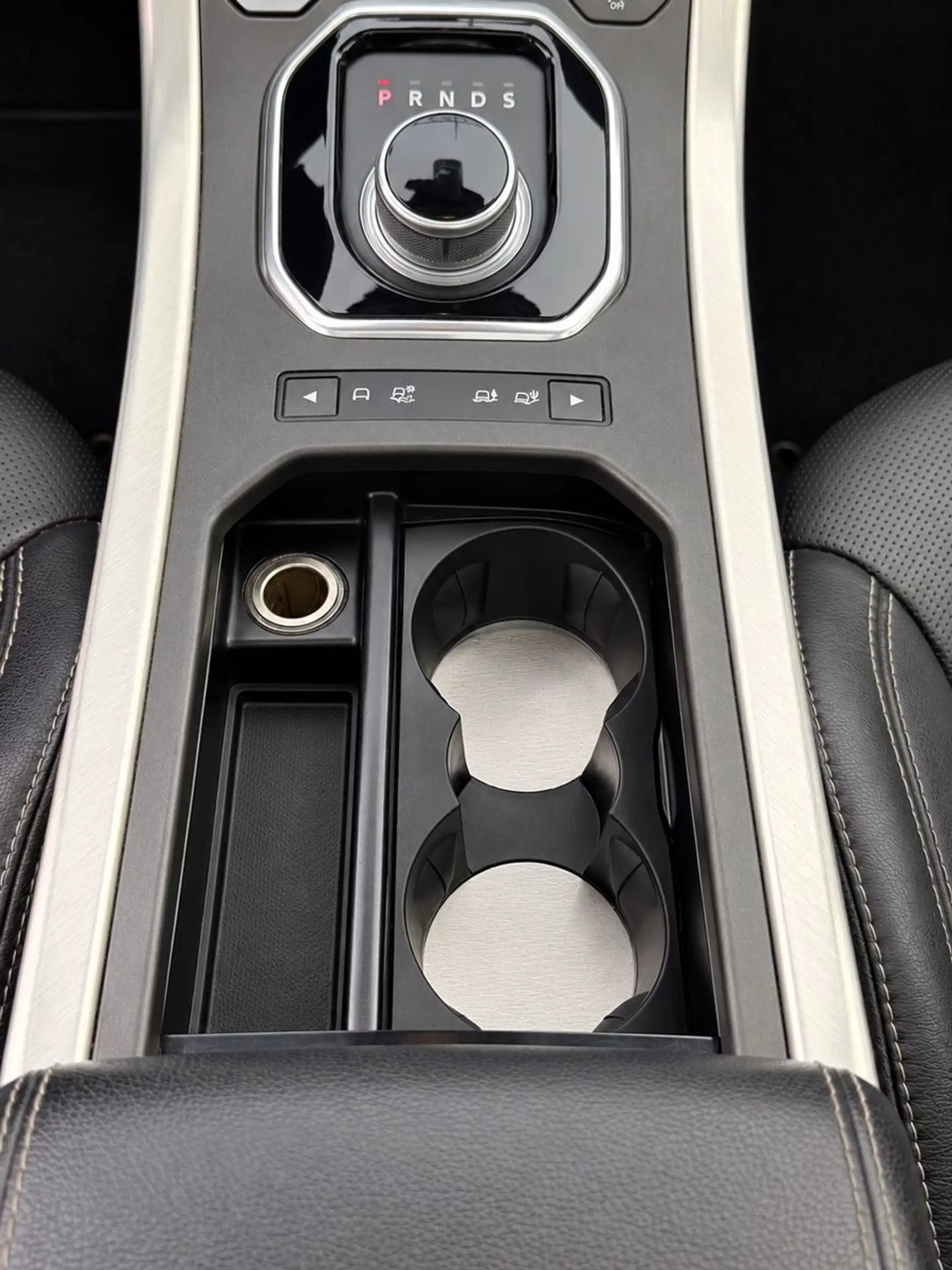 Land Rover Range Rover Evoque Dynamic *LEDER*NAVI*ALLRAD* — photo 12