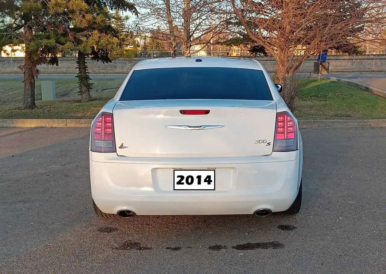 Chrysler 300 снимка Chrysler 300