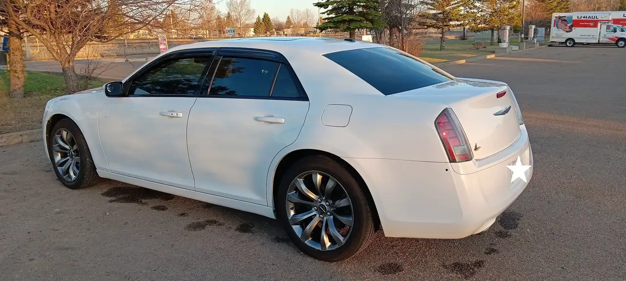 Chrysler 300 снимка Chrysler 300