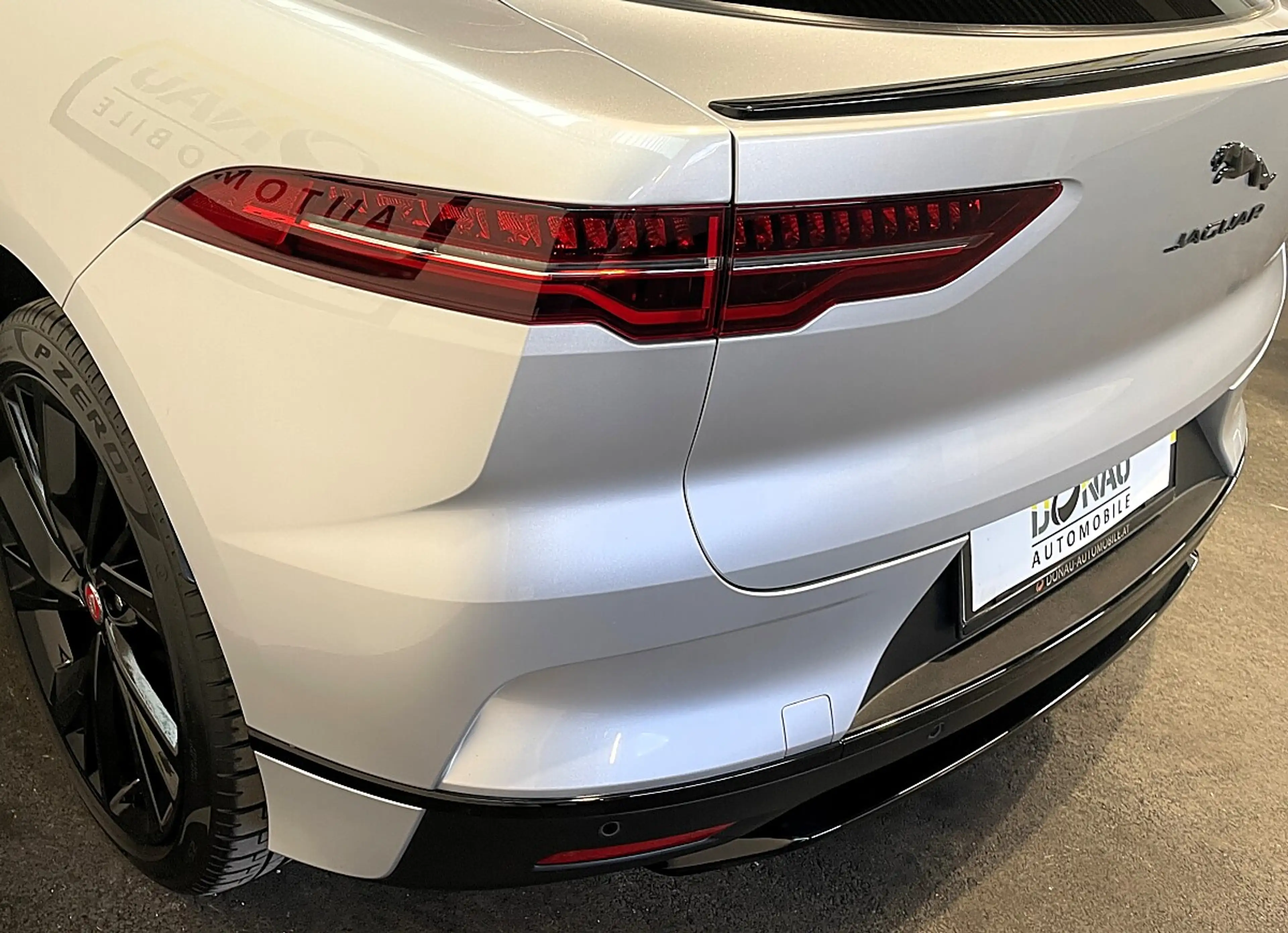 Jaguar I-Pace Austria Edition EV320 AWD — photo 4