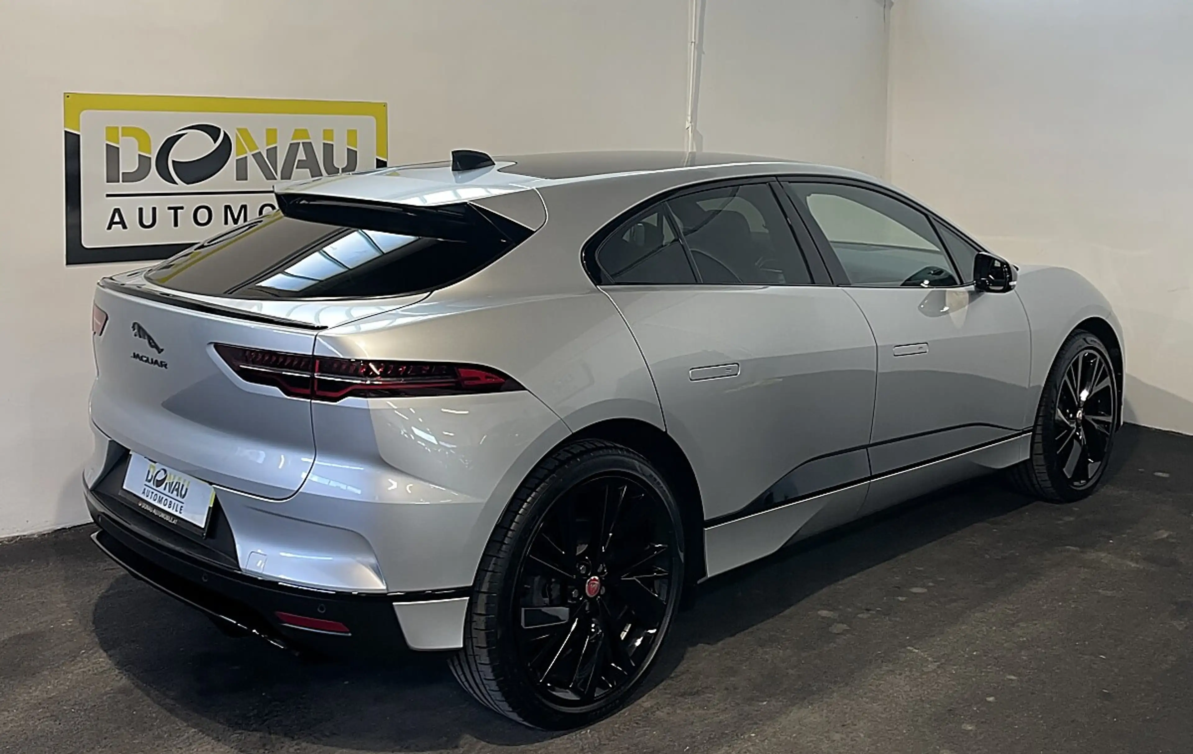 Jaguar I-Pace Austria Edition EV320 AWD — photo 6