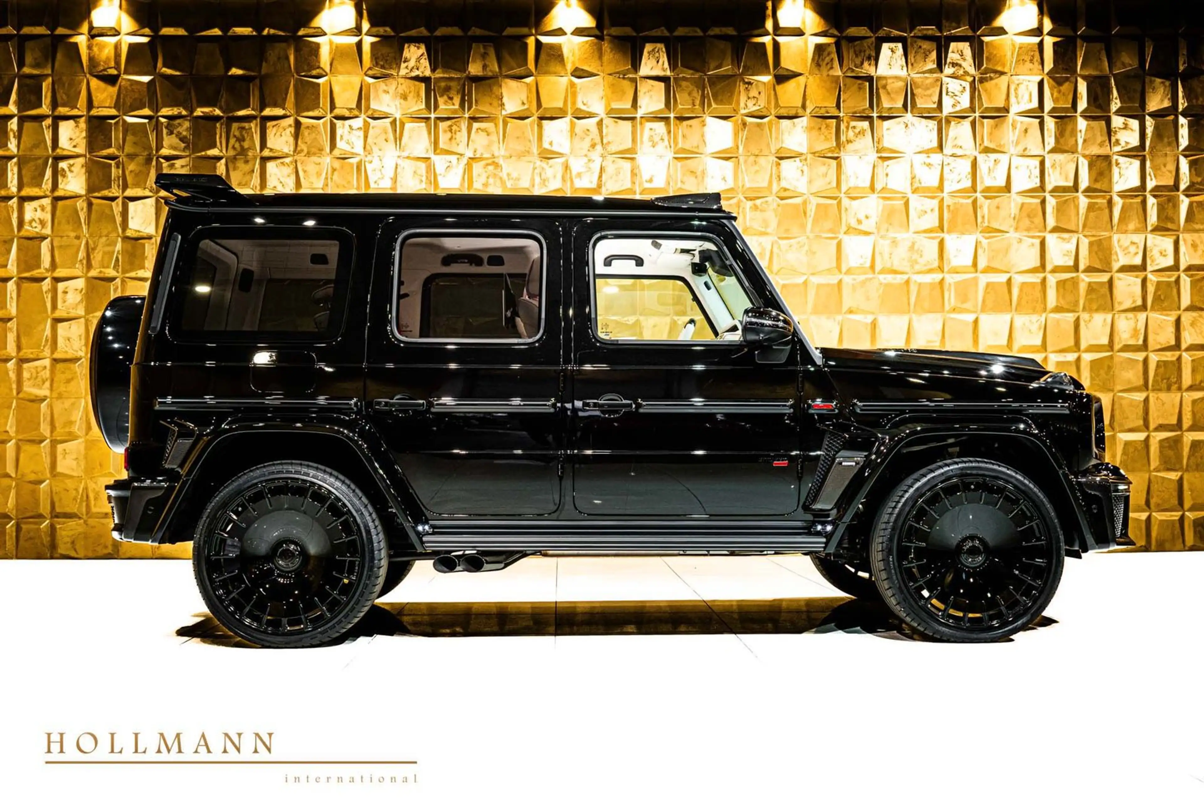 Mercedes-Benz G 63 AMG + FACELIFT + CARBON + TV + MY2027 — photo 4