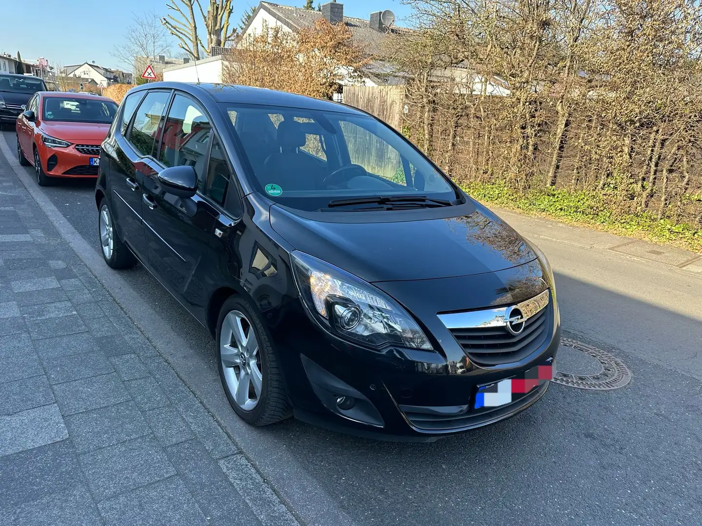 Opel Meriva 1.7 CDTI Automatik, 1Hand, Tüv Neu, Scheckheft Schwarz - 2