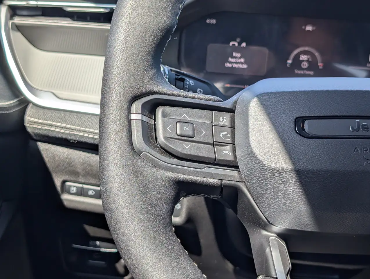 Jeep Cherokee снимка Jeep Cherokee
