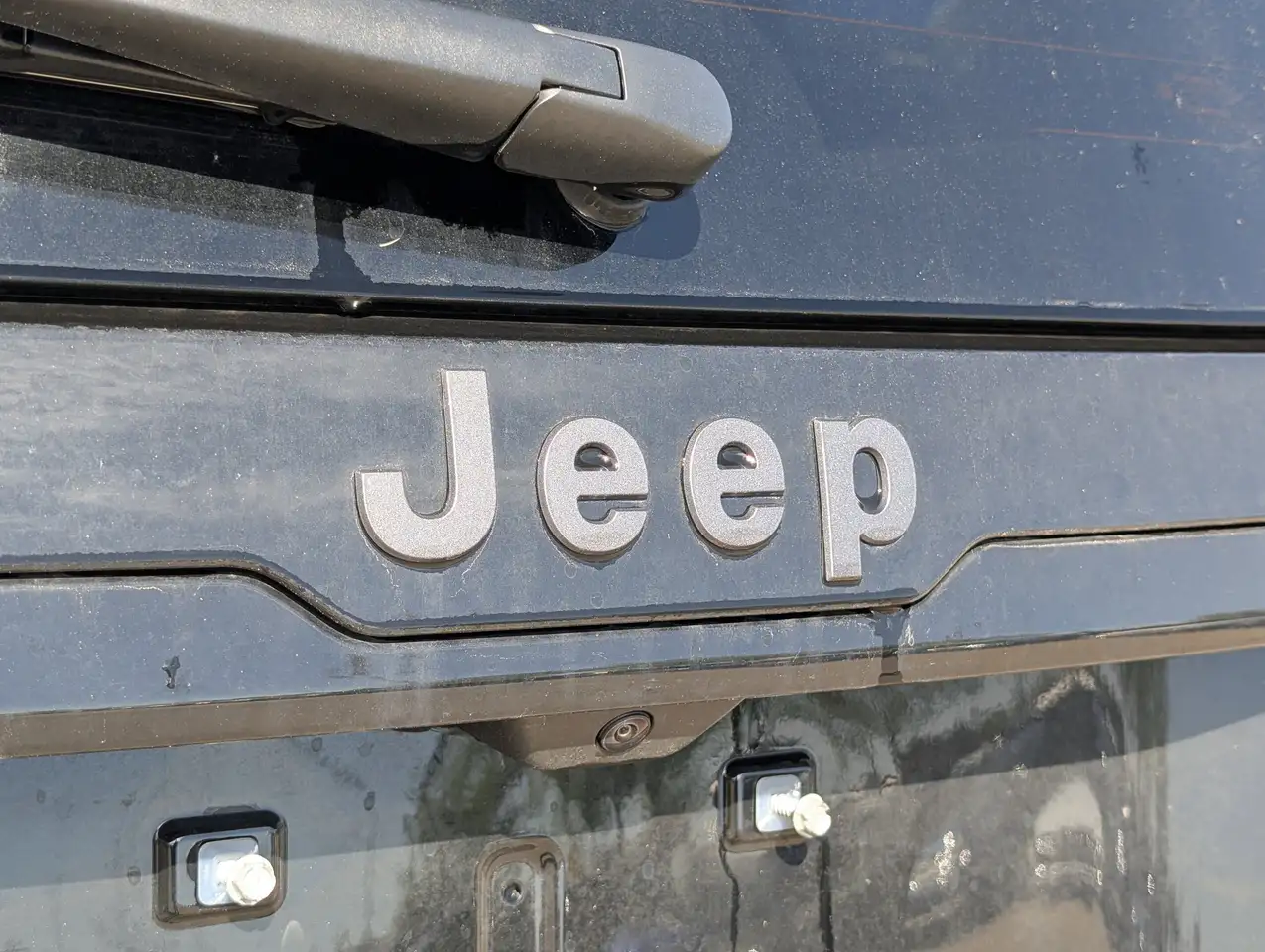 Jeep Cherokee снимка Jeep Cherokee