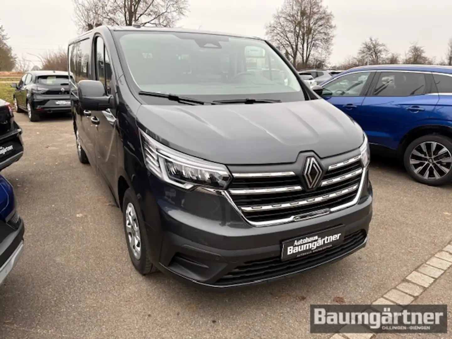 Renault Trafic Grand Combi Evolution dCi 150 EDC 9-Sitzer Gris - 2