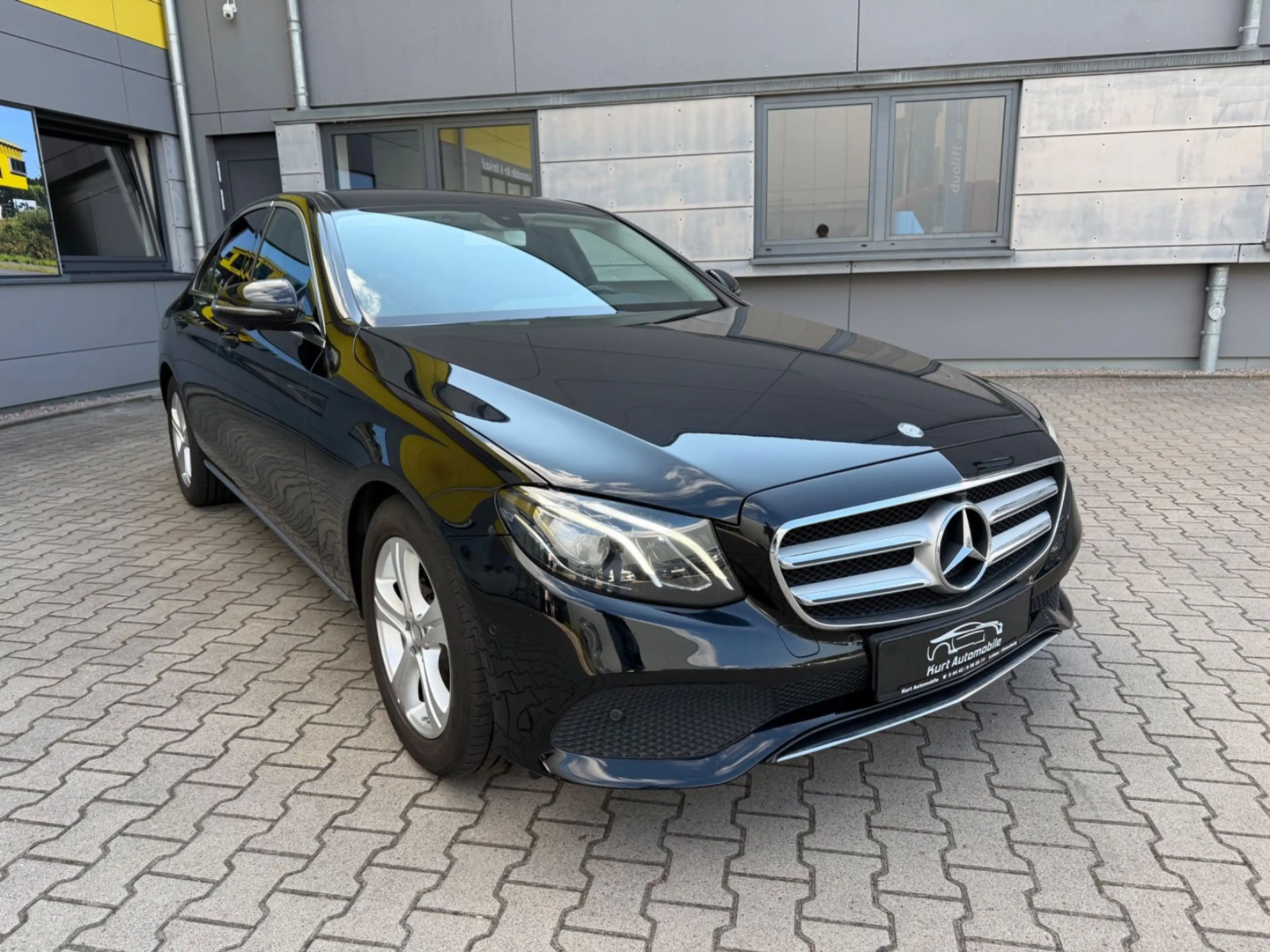Mercedes-Benz E 220 d/AUTOMATIK/LED/LEDER/SHZ/NAVI/KAMERA — photo 8