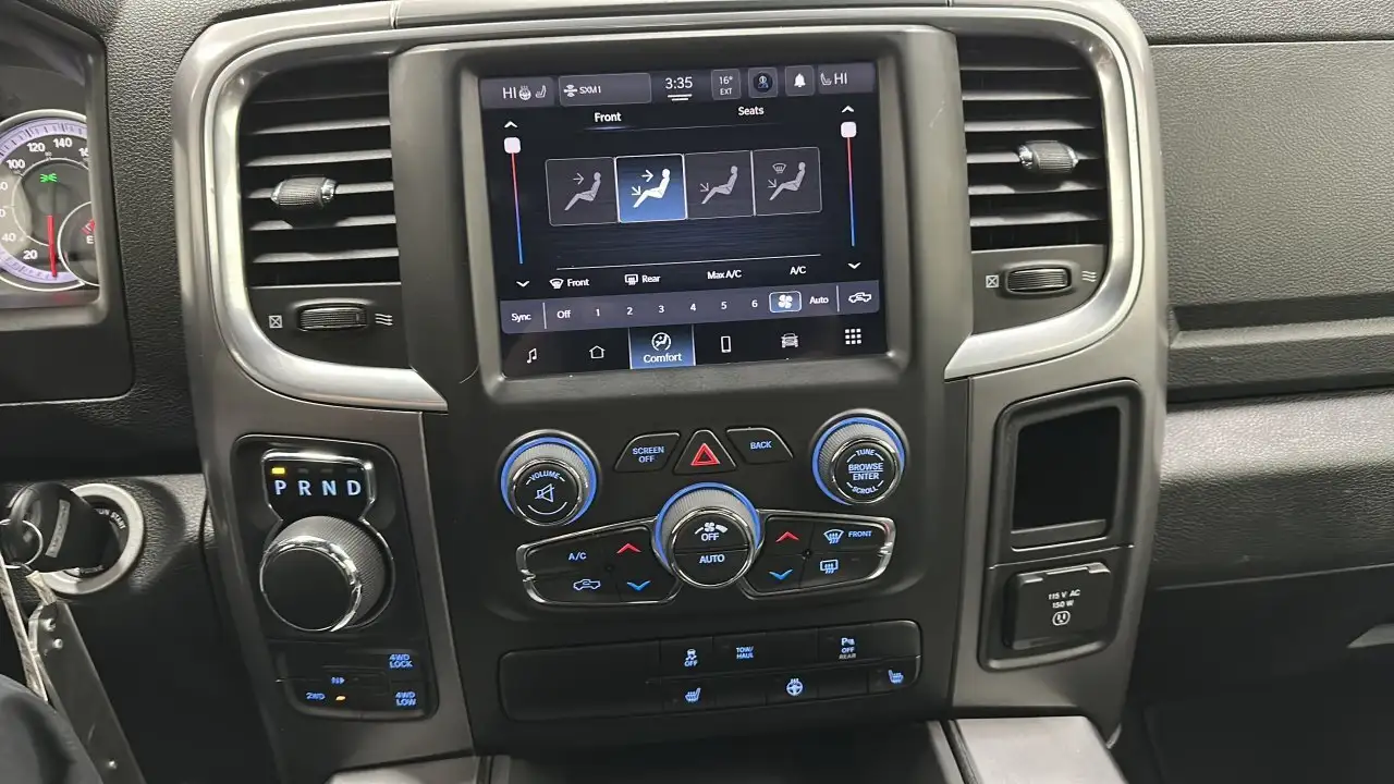 RAM 1500 снимка RAM 1500