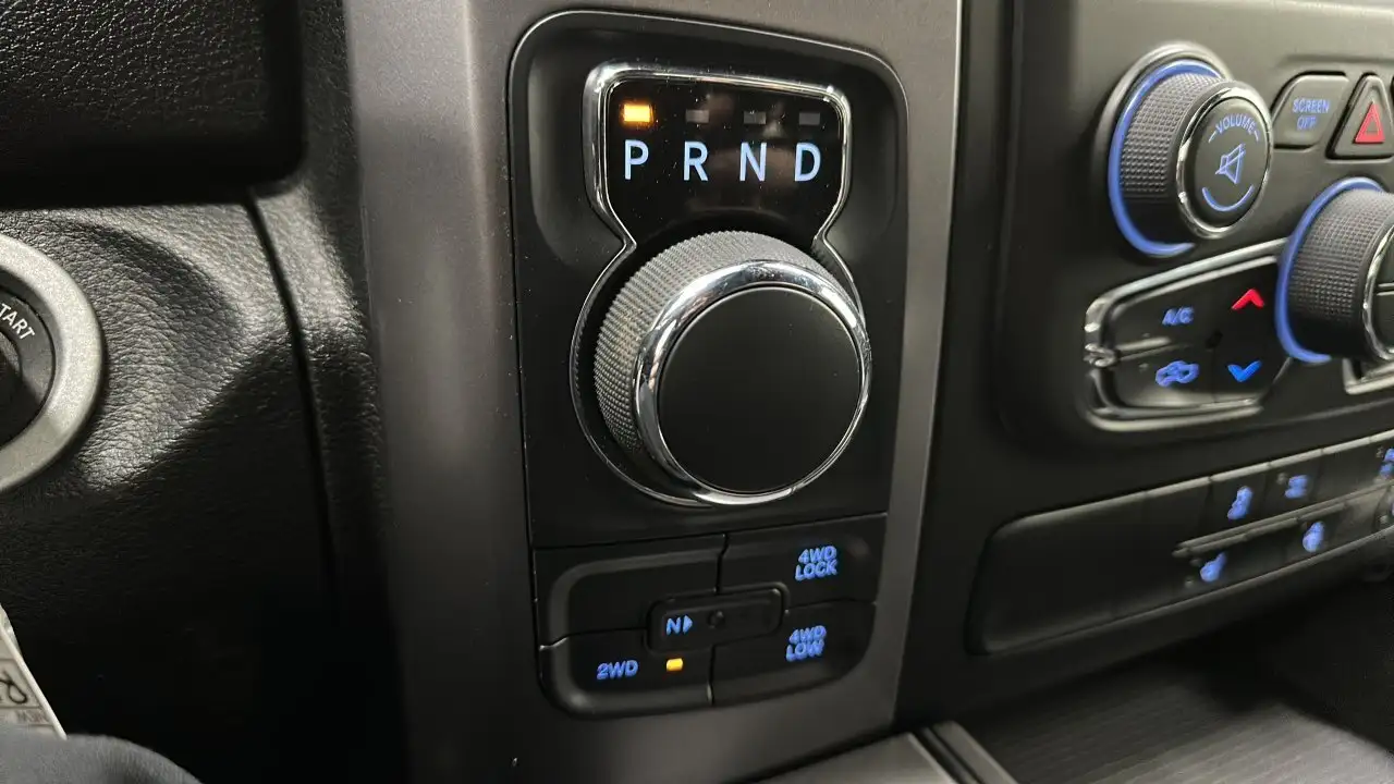RAM 1500 снимка RAM 1500