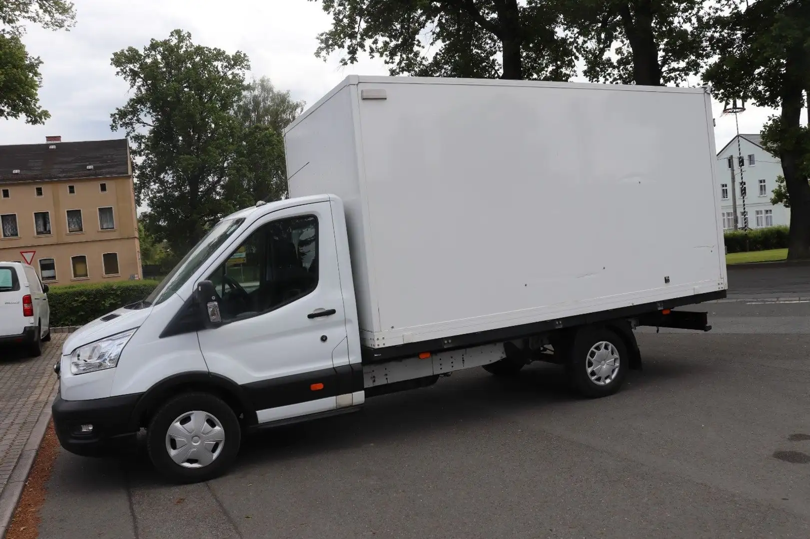 Ford Transit Koffer 350 L4 wenig km HU netto 19995€ Blanc - 1
