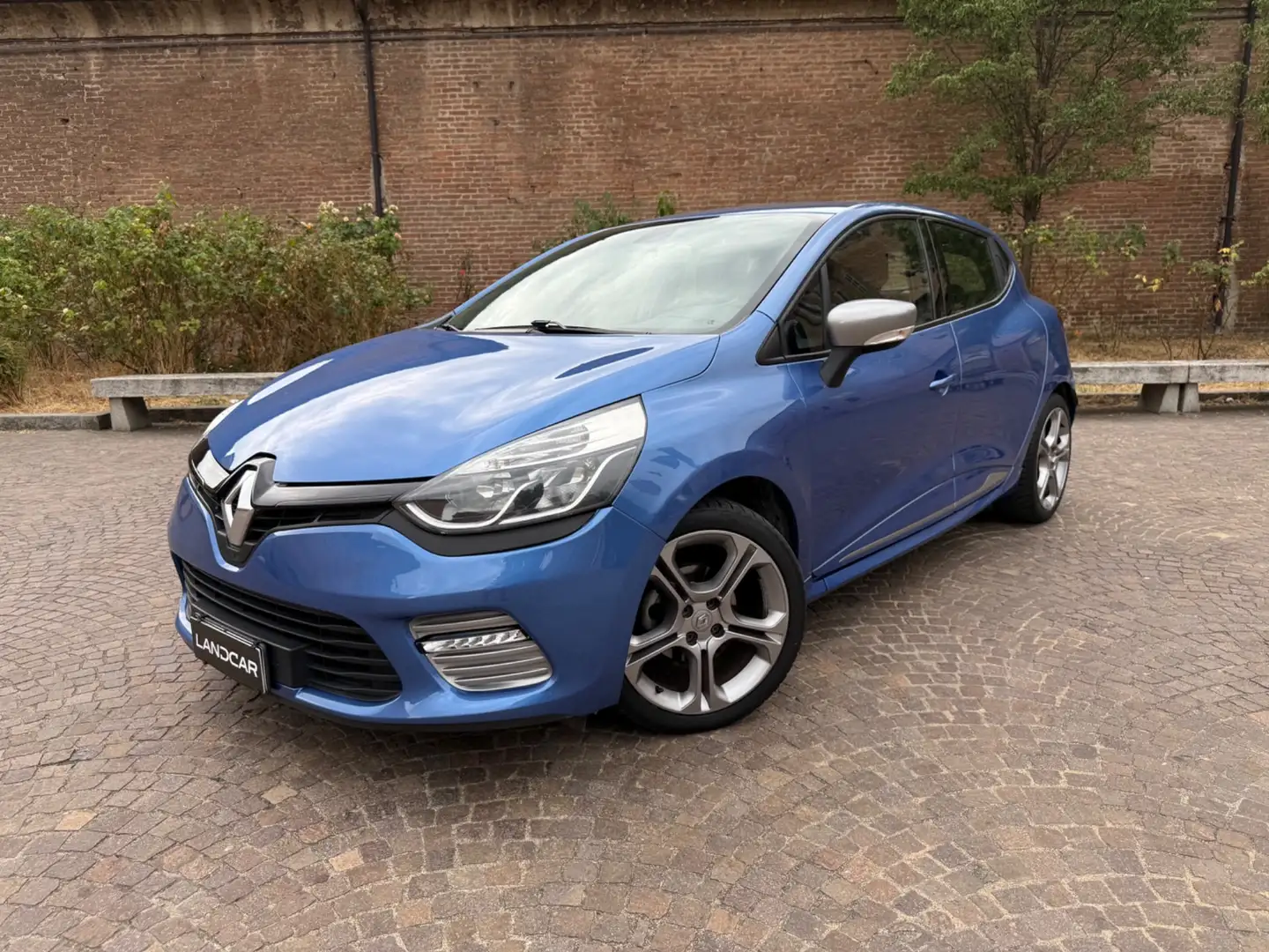 Renault Clio 1.2 TCe 120CV EDC 5 porte GT Blauw - 1