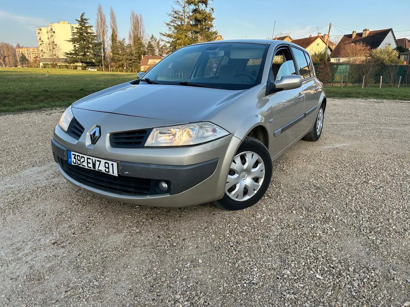 Renault Megane Mégane II 1.9 dCi 130 FAP Confort Dynamique - 2