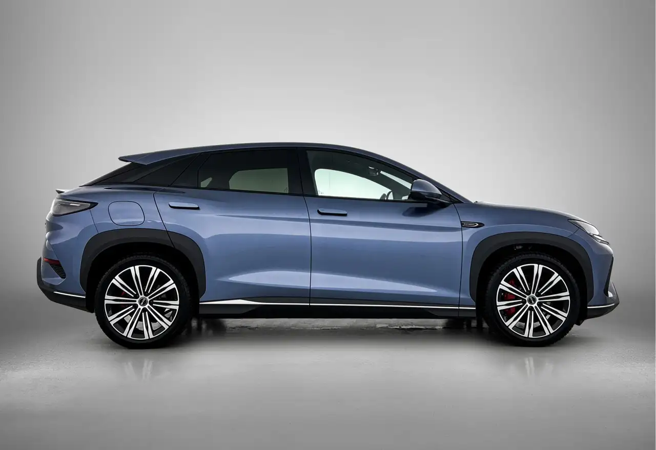 BYD SEALION 7