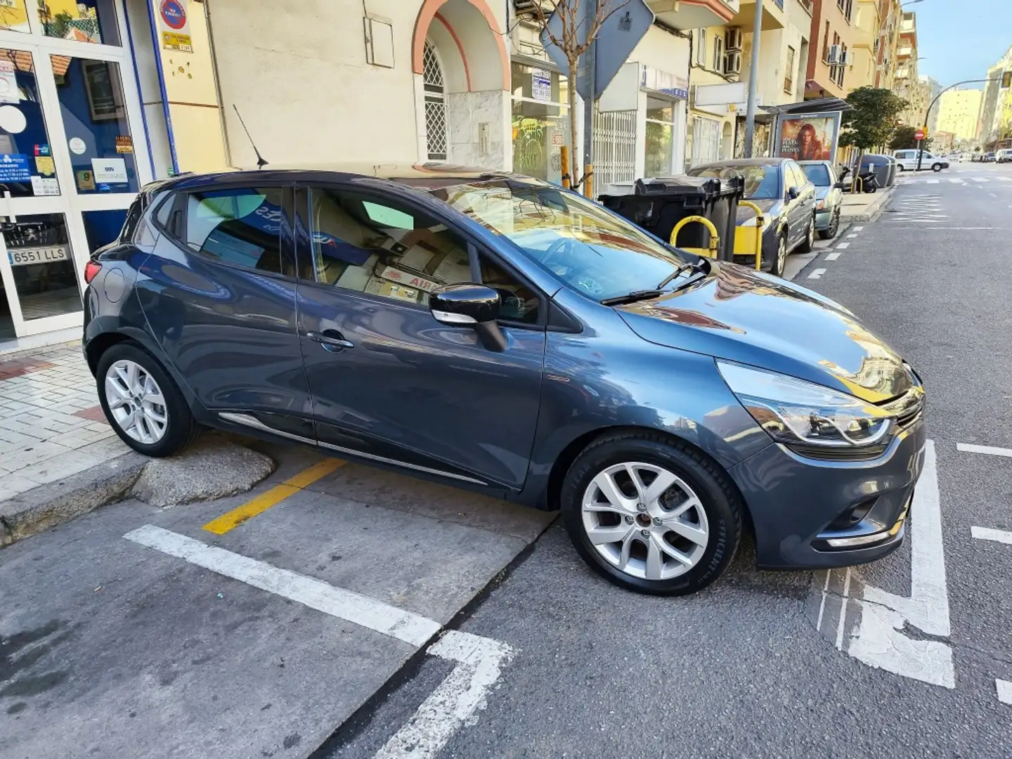 Renault Clio TCe Energy Limited 66kW Gris - 2