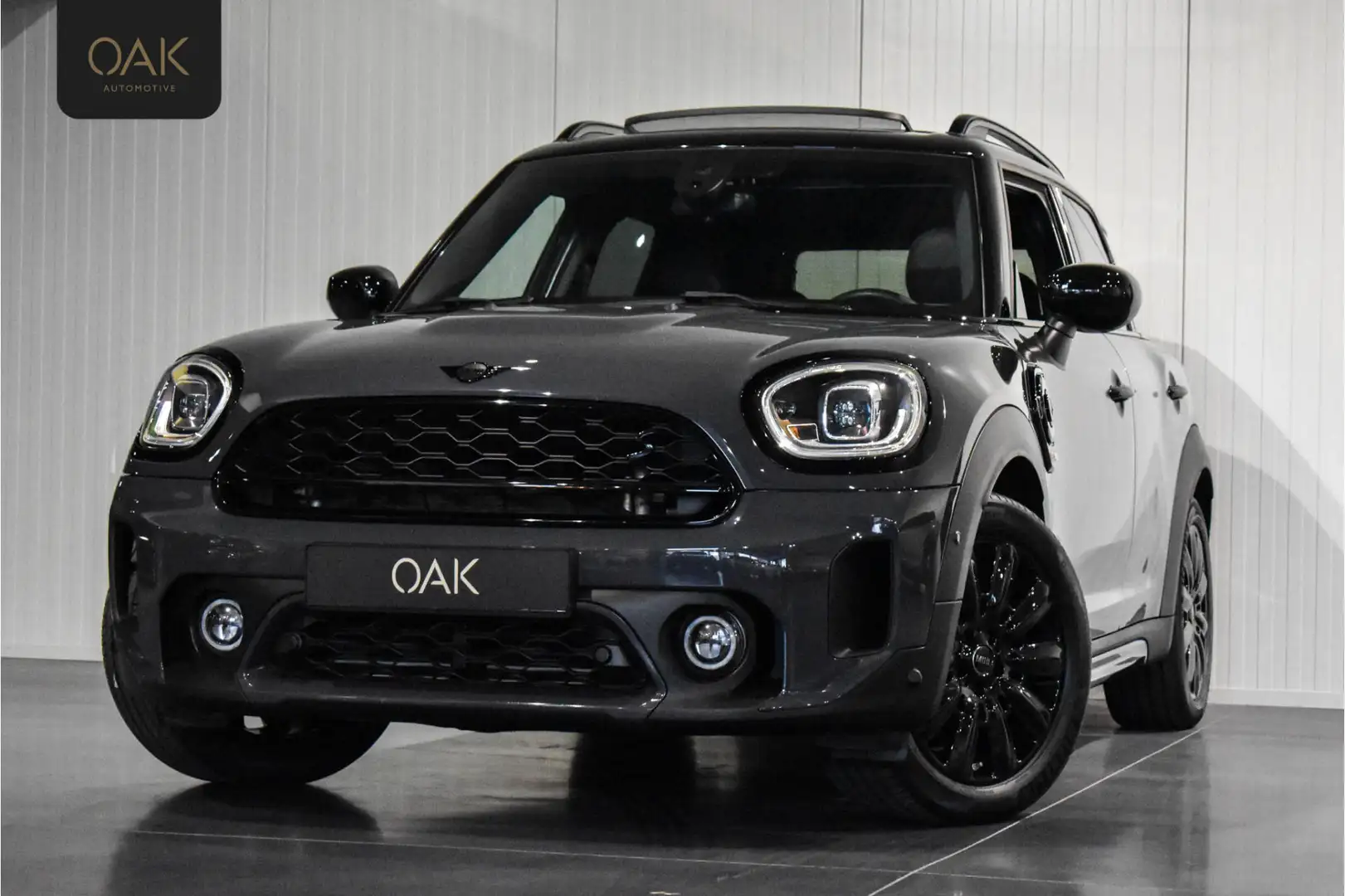 MINI Cooper SE Countryman Hybrid ALL4 Chili Aut. | Navigatie | Panorama | Le Grijs - 1