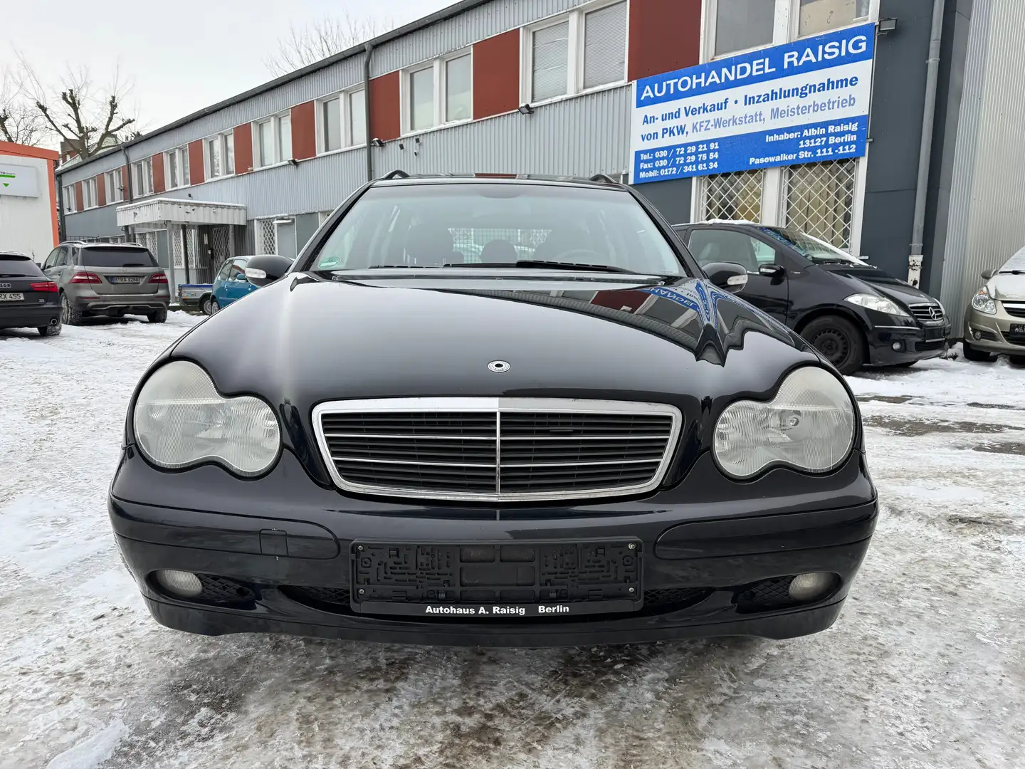 Mercedes-Benz C 180 C 180 T Kompressor / sehr gepflegt Schwarz - 2