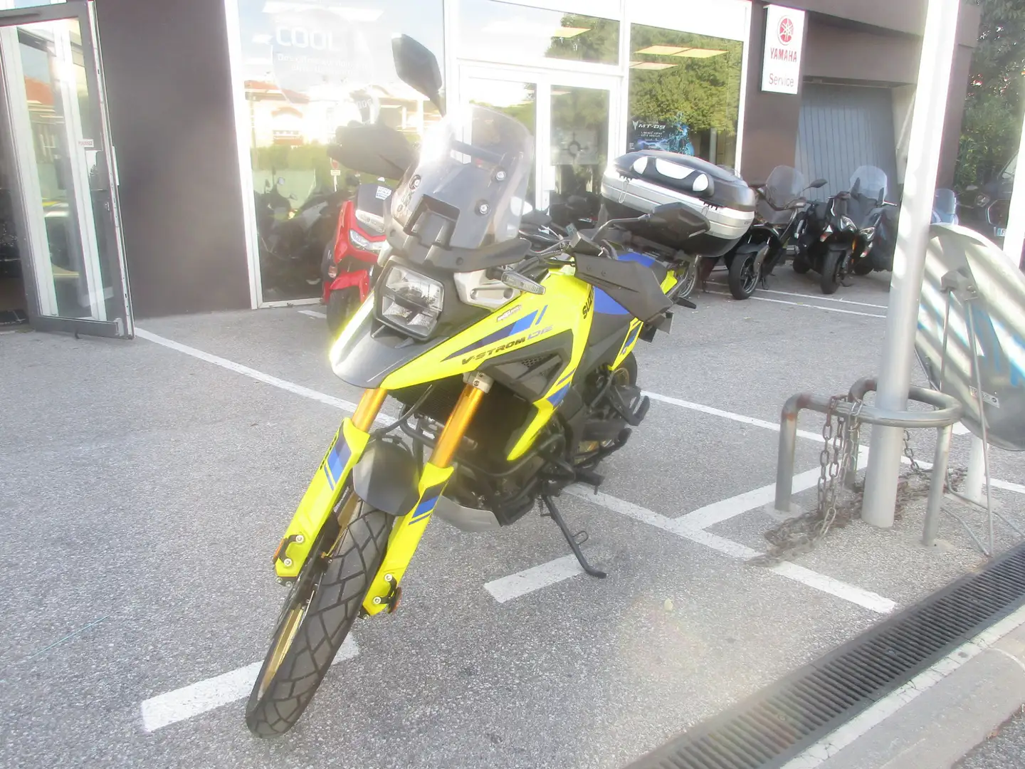 Suzuki V-Strom 1050DE Jaune - 2