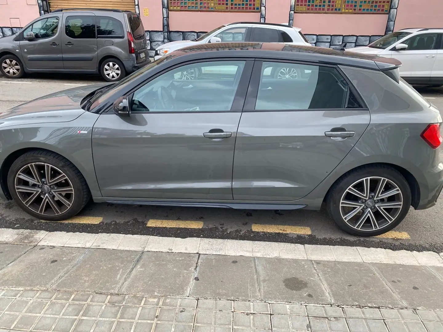 Audi A1 Sportback 30 TFSI S line Gris - 2