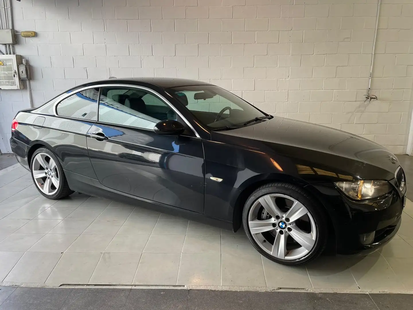 BMW 330 330xd Coupé Aut. - 1
