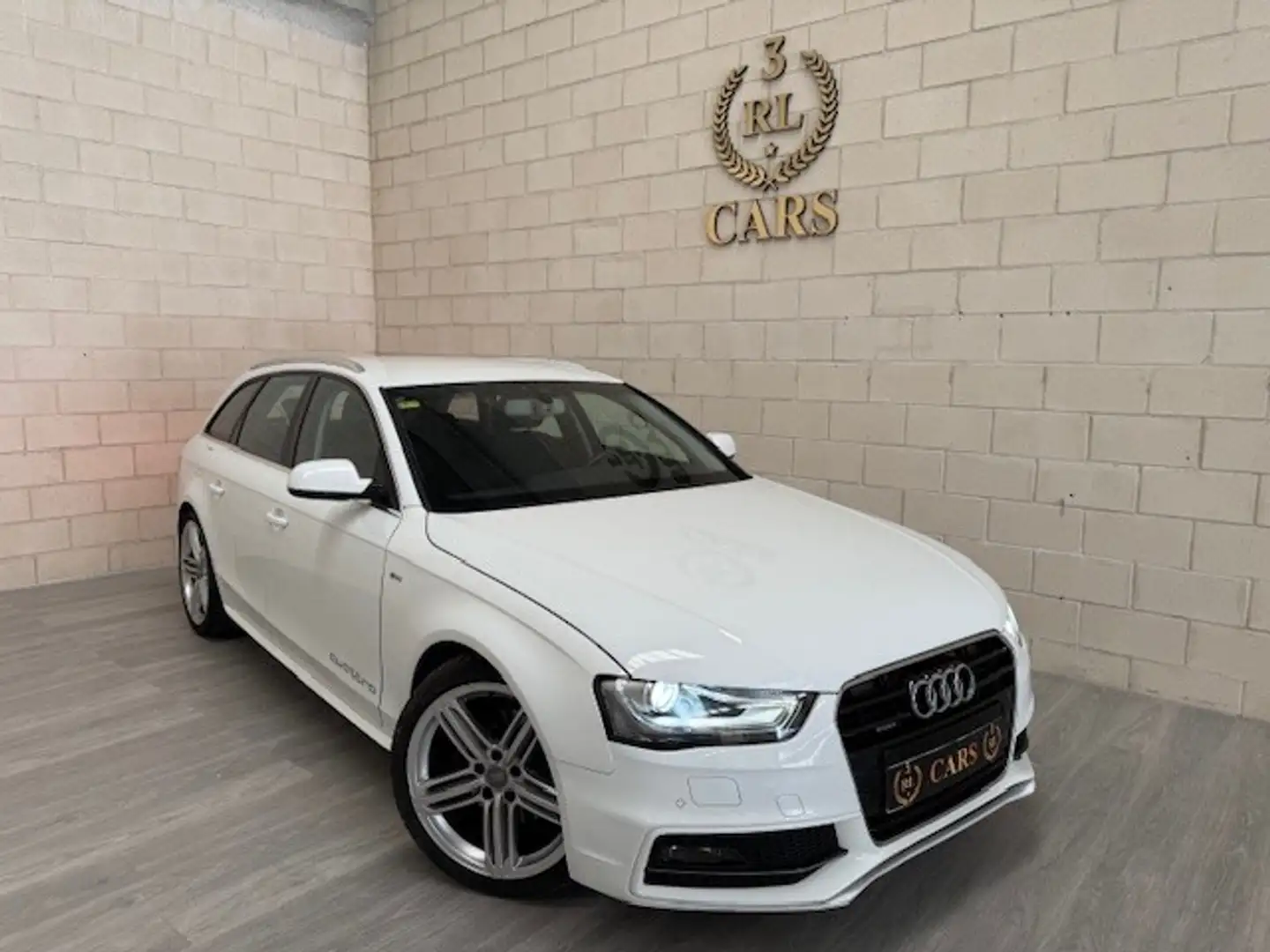 Audi A4 Avant 2.0TDI DPF S line ed. Q. 150 Blanco - 1
