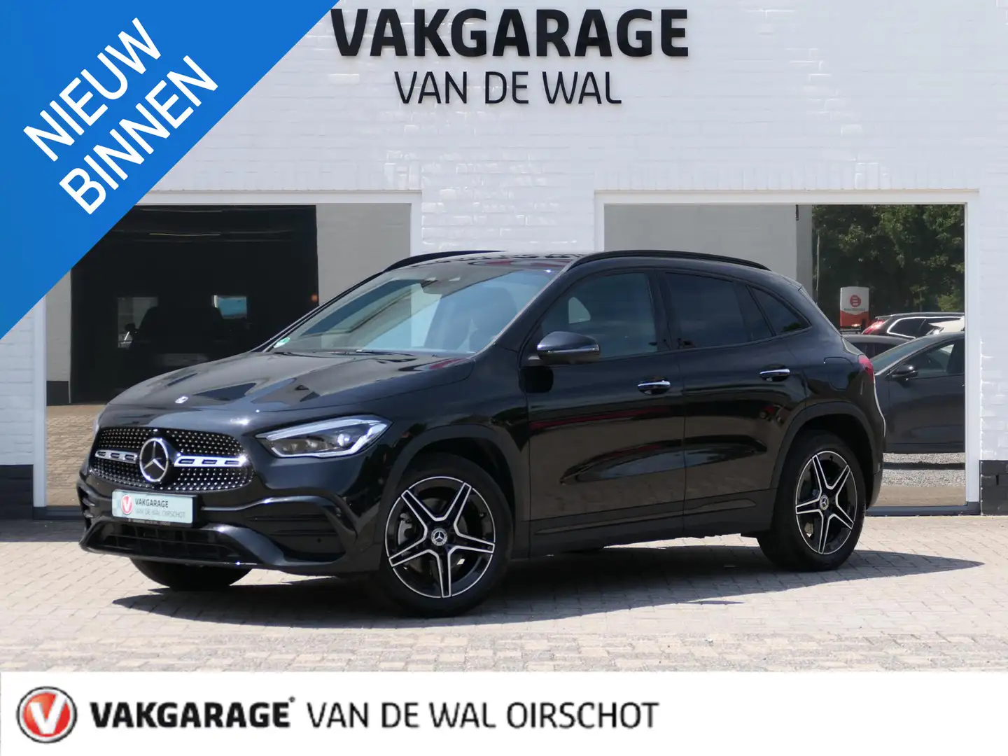 Mercedes-Benz GLA 250 e AMG Line UNIEK | 6200KM | Nieuwstaat | 360 camer Zwart - 1