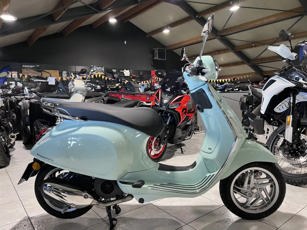Vespa Primavera 125