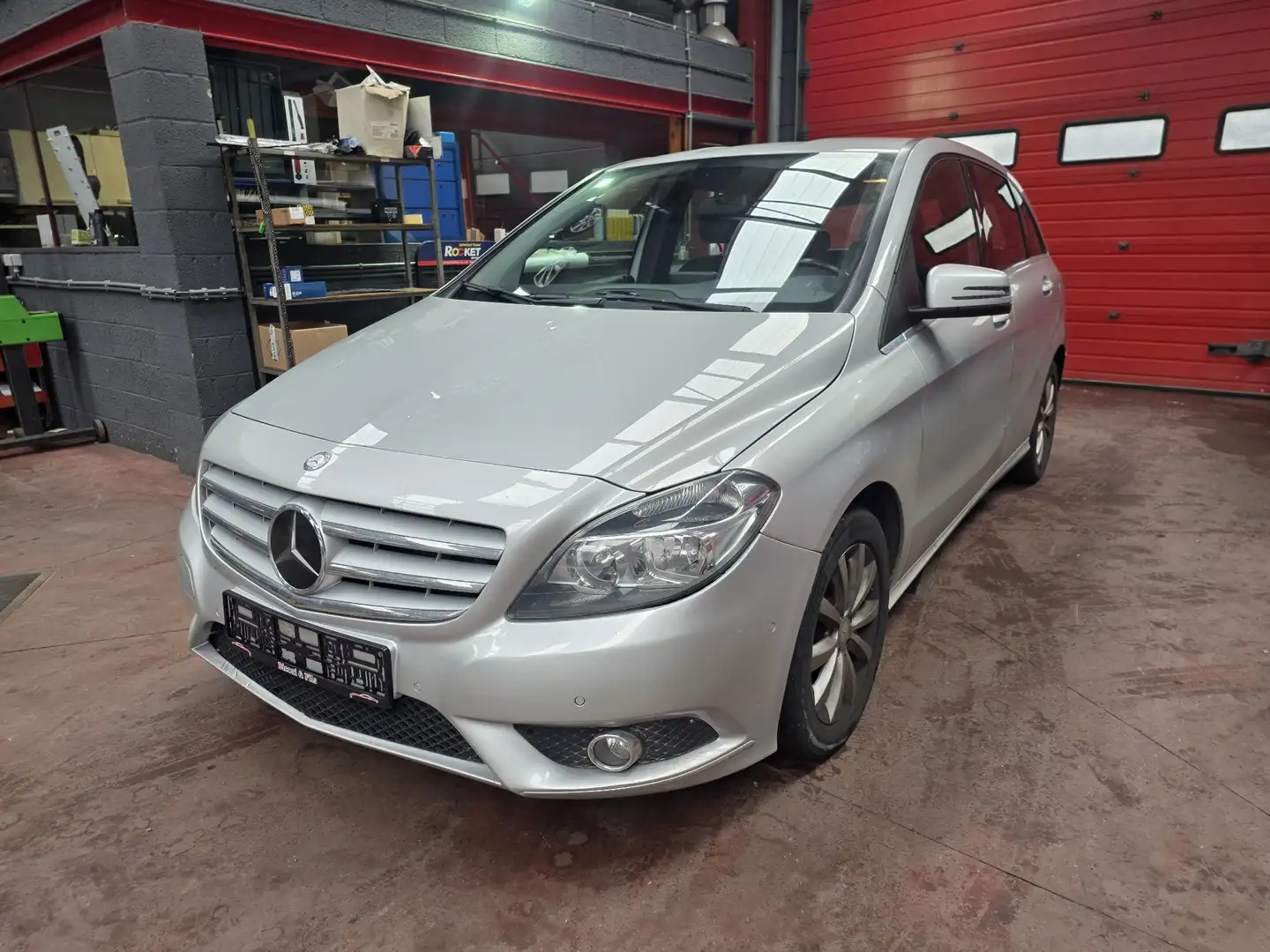Mercedes-Benz B 180 B 180 CDI//MARCHAND//EXPORT// Zilver - 1