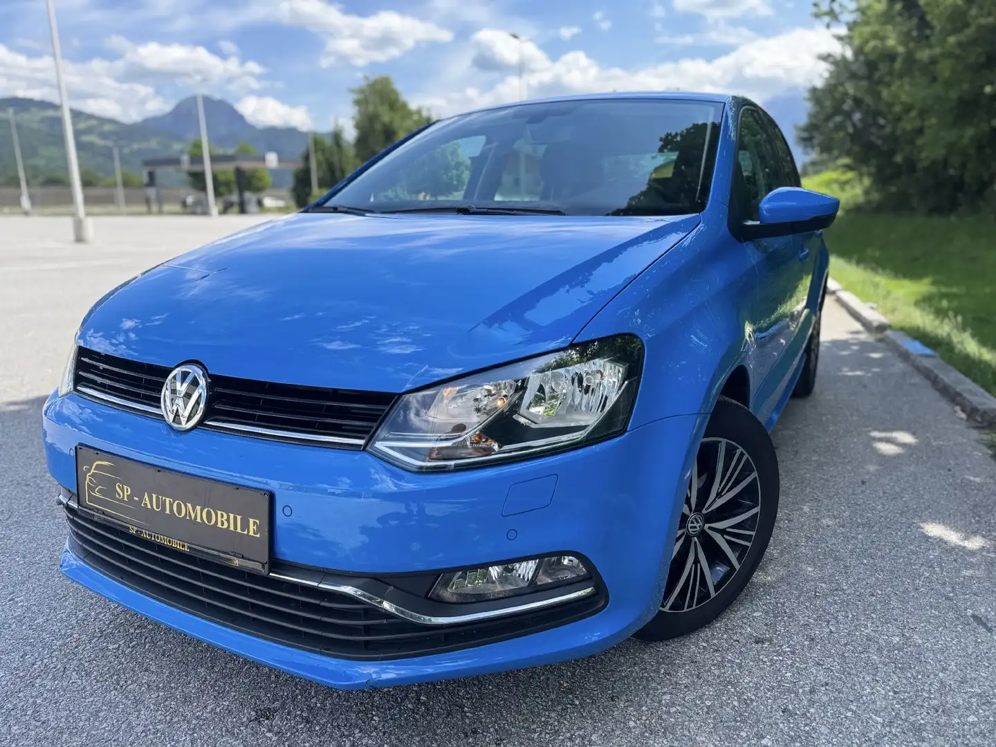 Volkswagen Polo 1,0 MPI "Allstar" Blau - 1