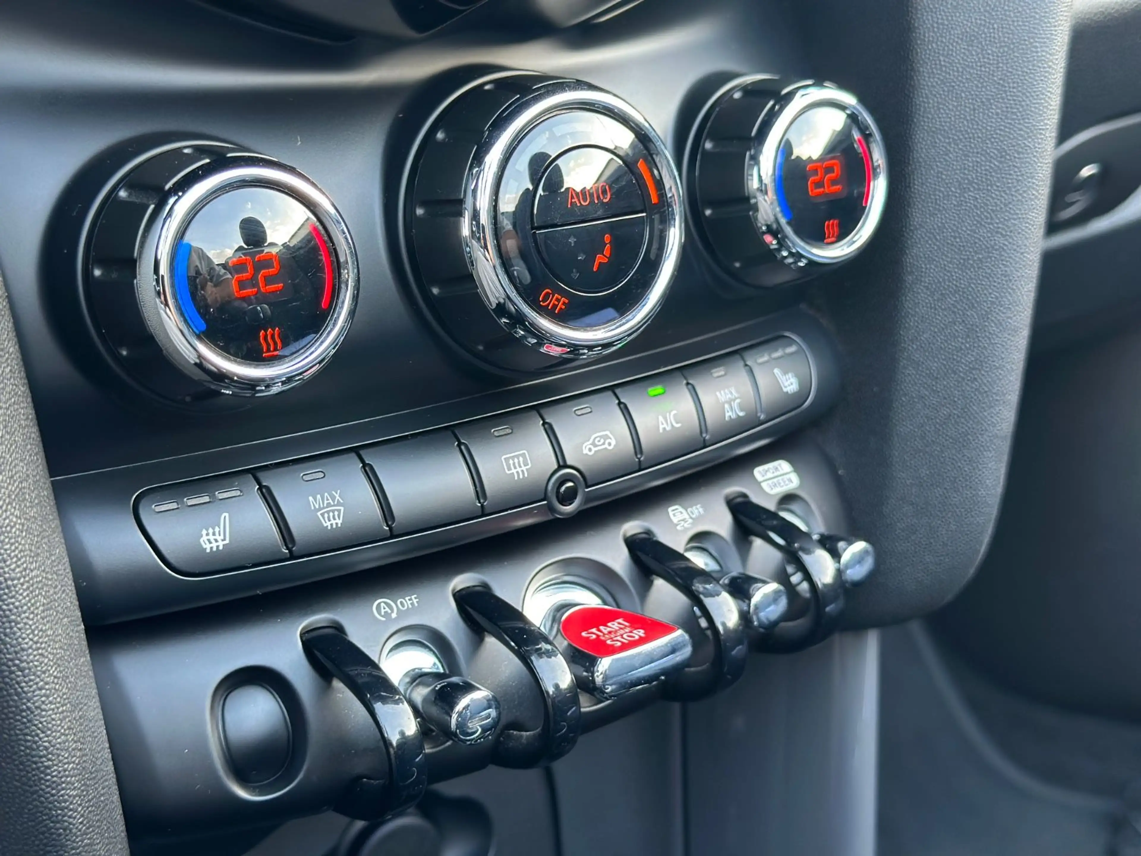 MINI Cooper Cabrio *LED*Leder*Navi*British Green *SH* — photo 14